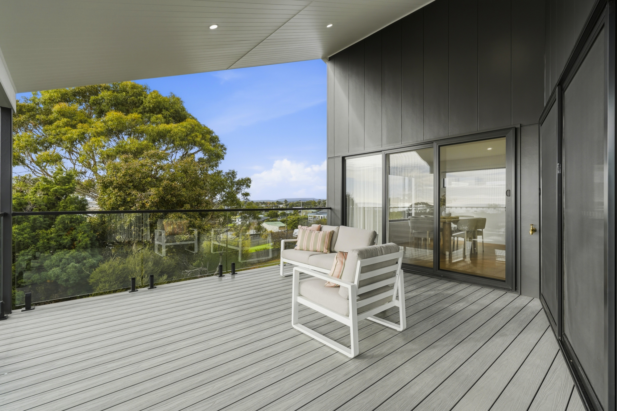 1 / 20B Frances Street, Bridport