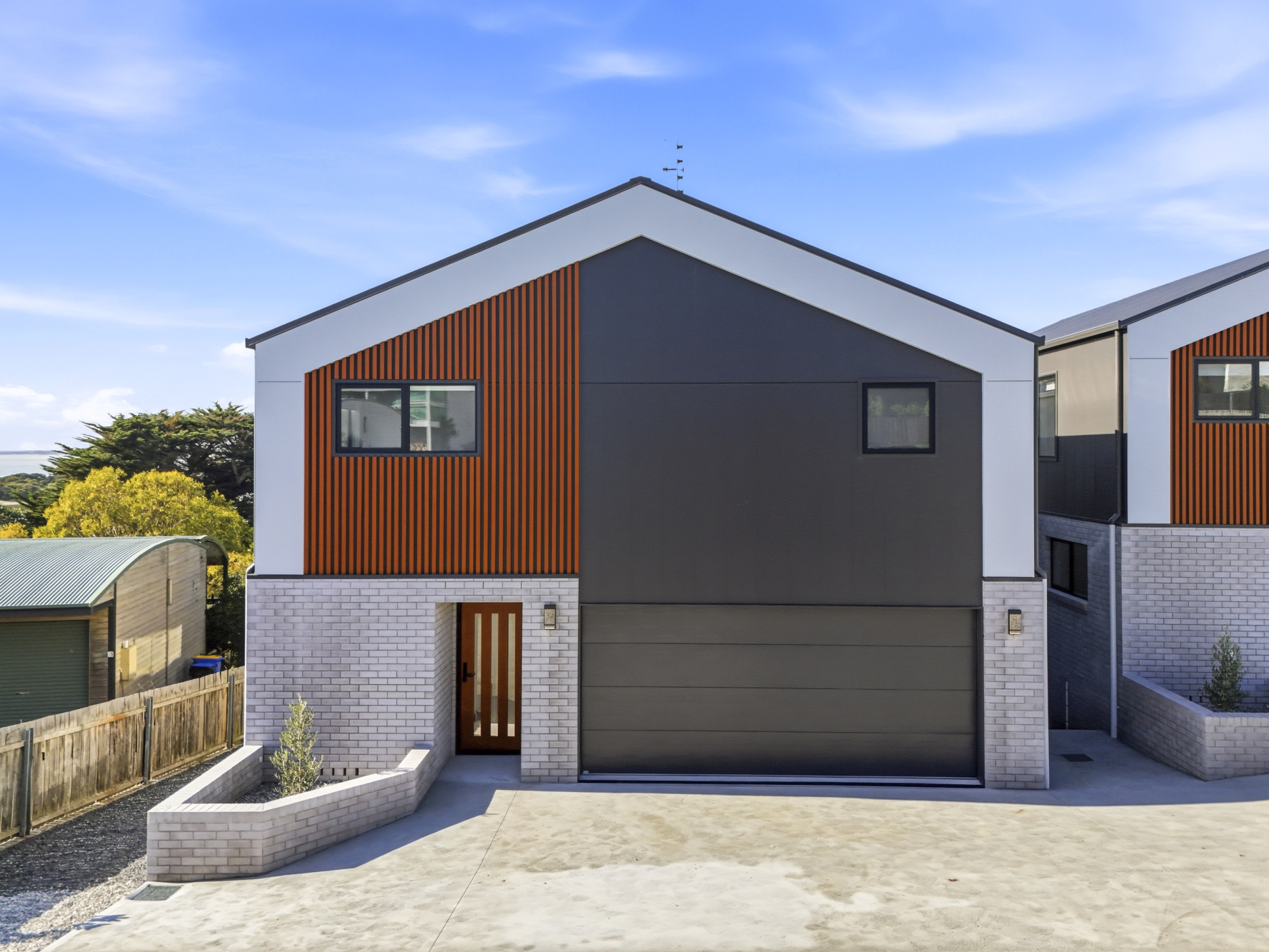 1 / 20B Frances Street, Bridport