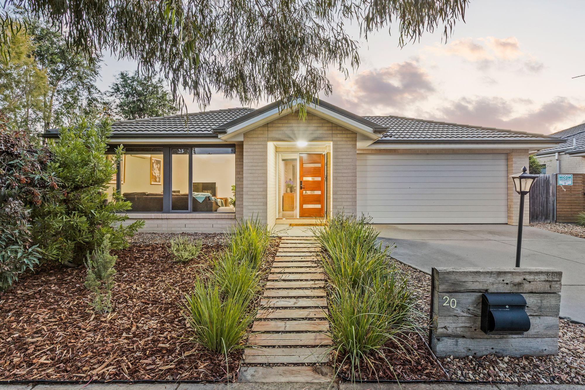 Listing image for 20 Whalley Road, ARMSTRONG CREEK  VIC  3217
