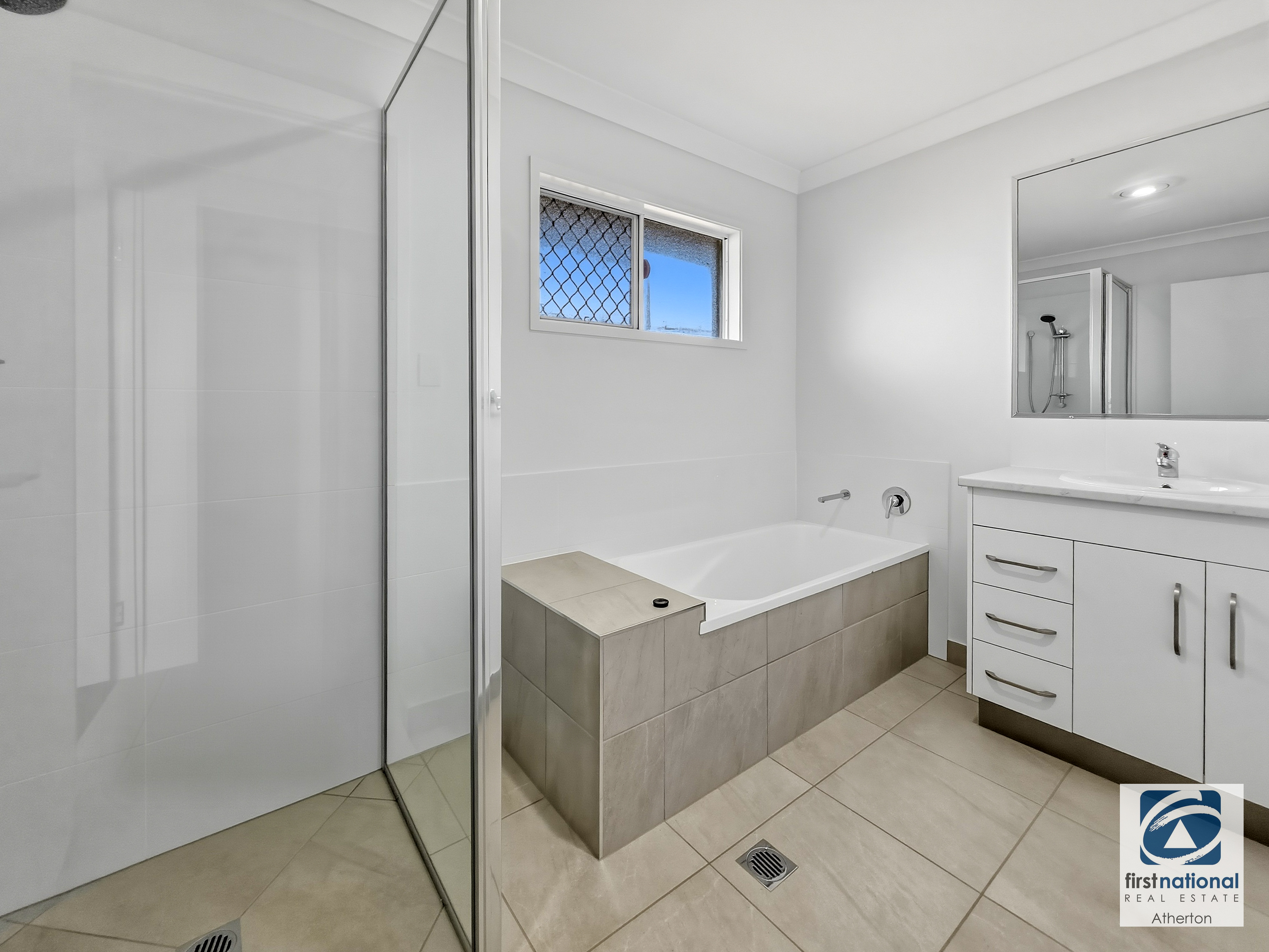 23 Turner Avenue, Atherton