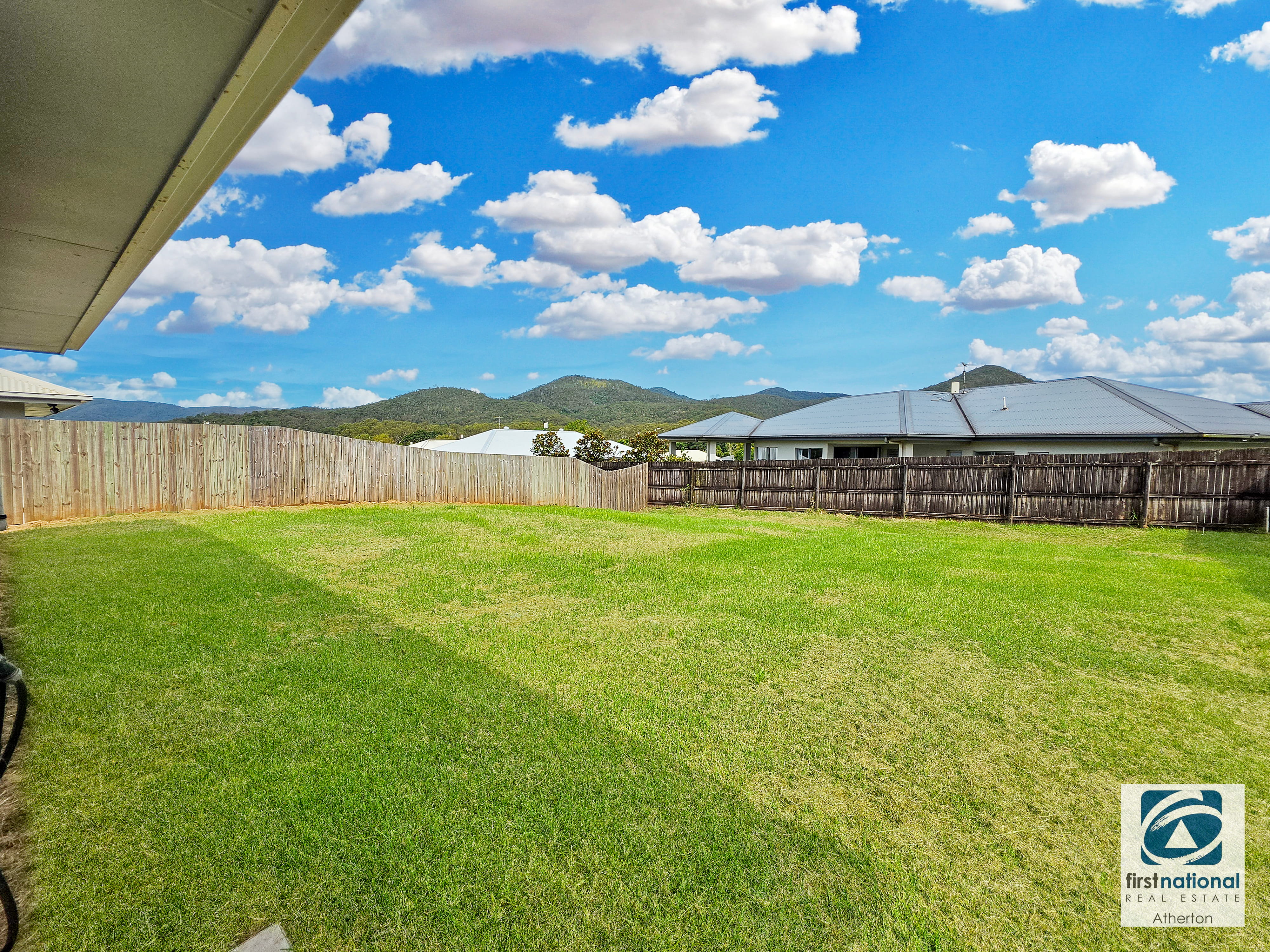 23 Turner Avenue, Atherton