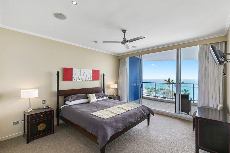 501 / 569 Esplanade, Urangan