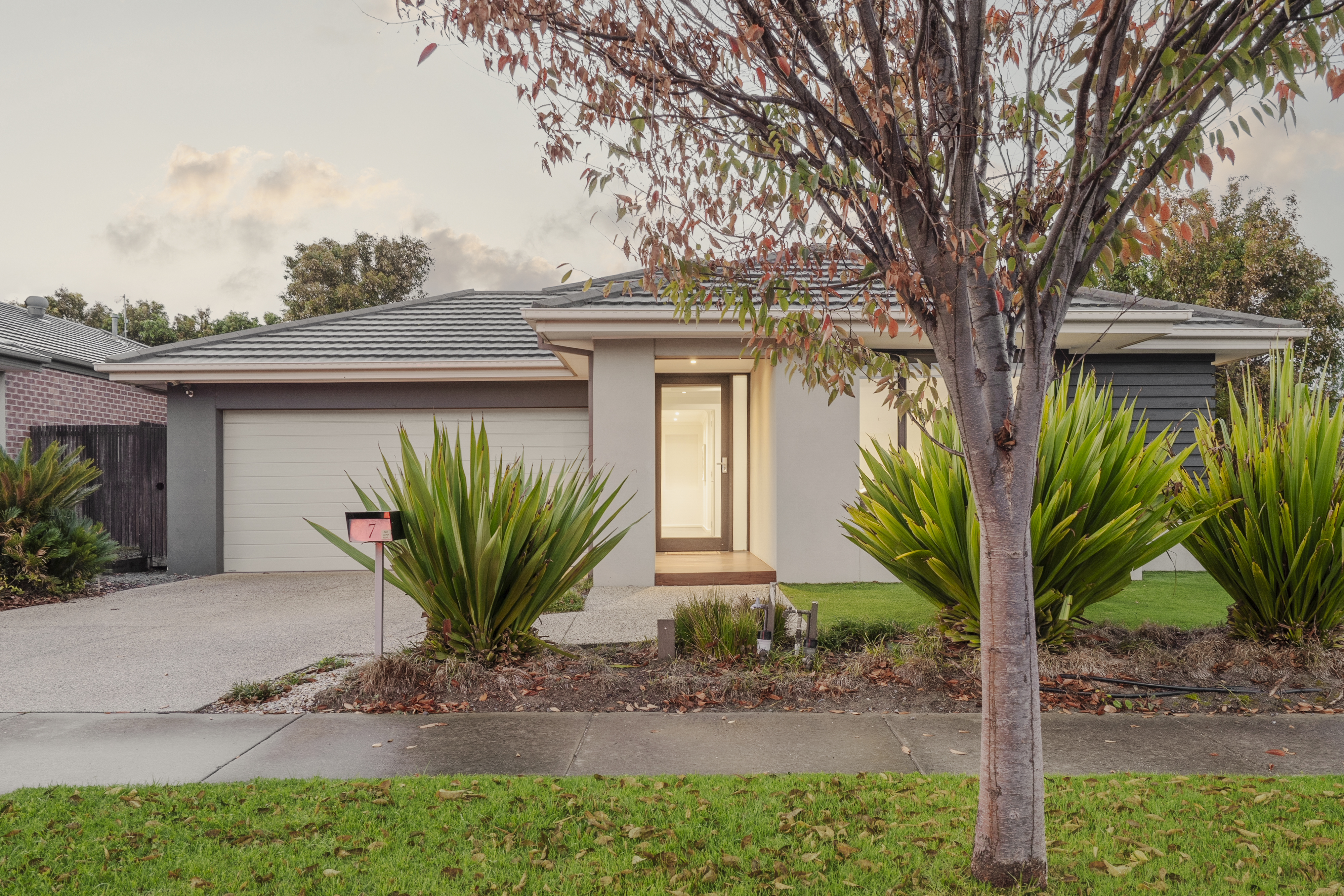 Listing image for 7 Lampard Street, ARMSTRONG CREEK  VIC  3217