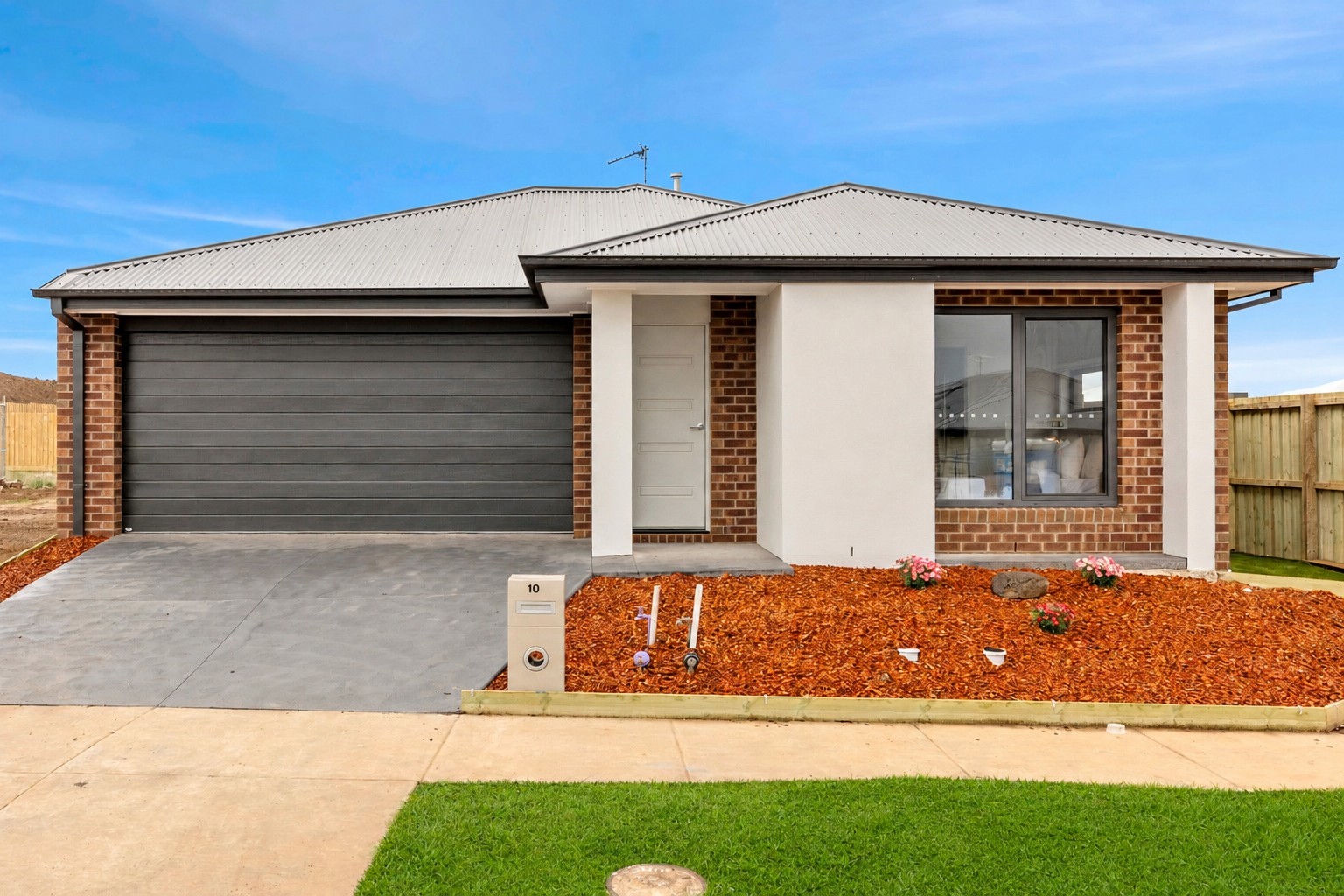 Listing image for 10 Sunrise Street, ARMSTRONG CREEK  VIC  3217