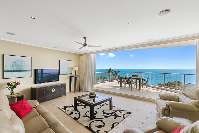 501 / 569 Esplanade, Urangan