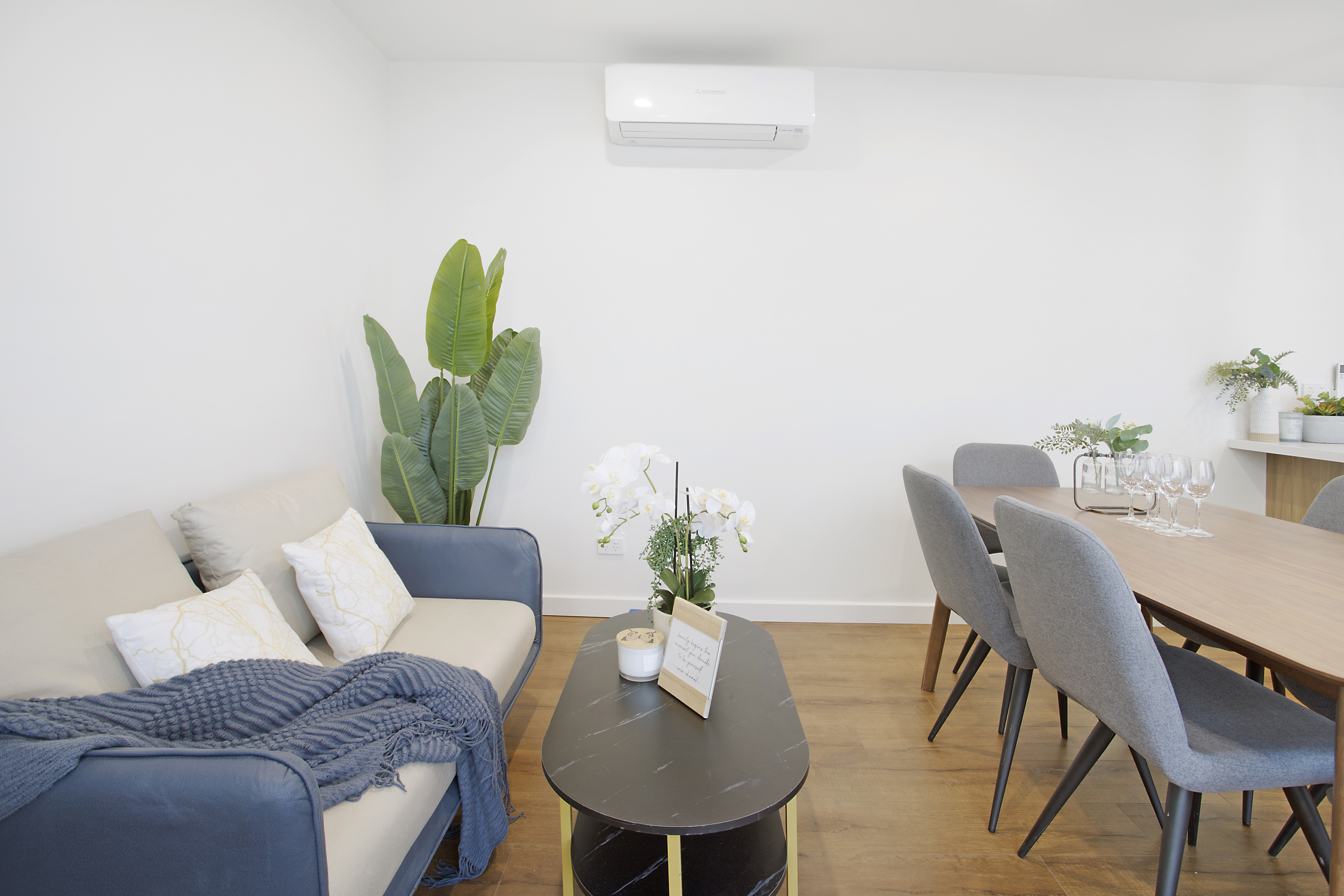 Modern townhouse in prime Rowville location!