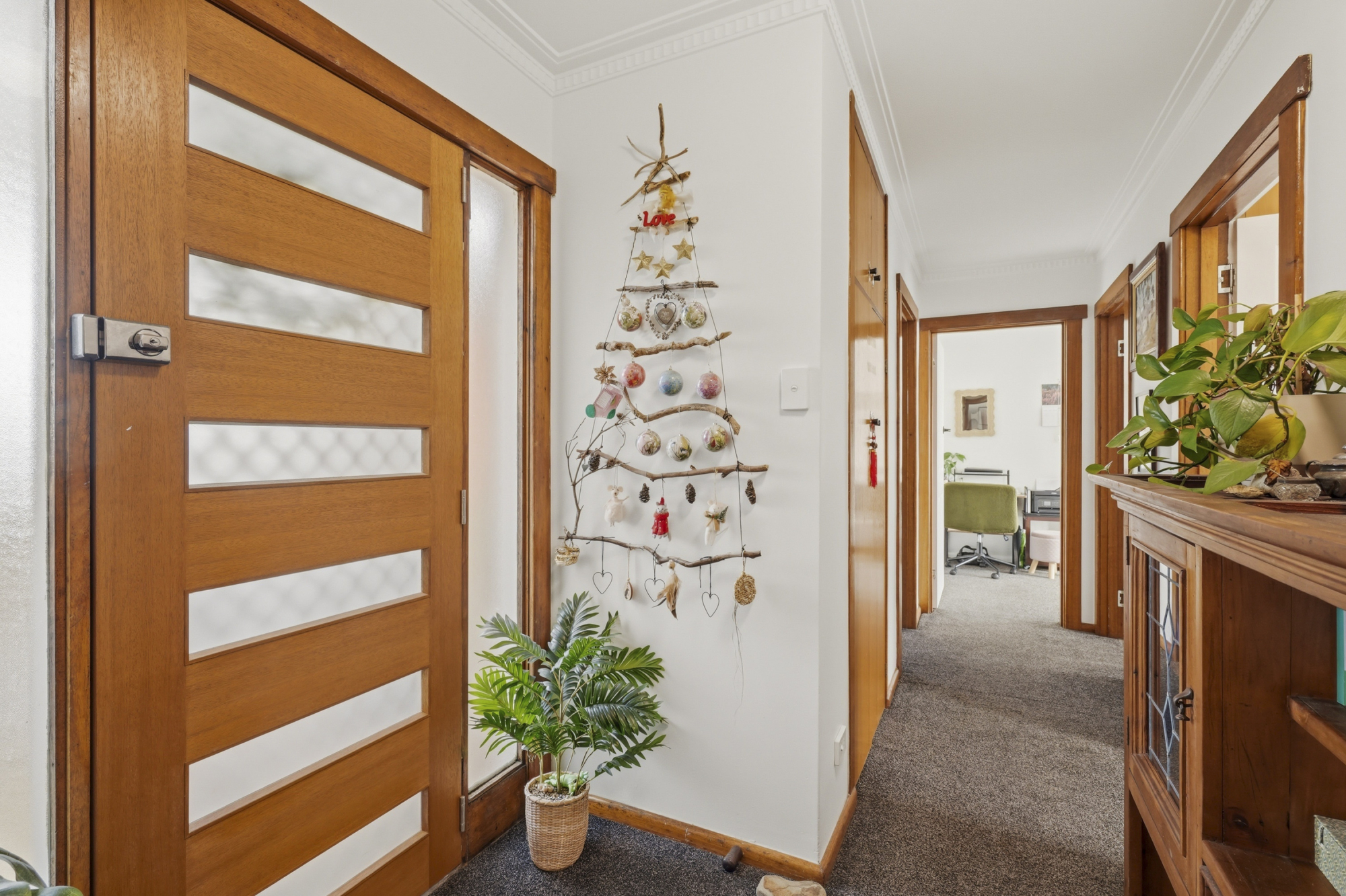 1 / 103 Macquarie Street, George Town
