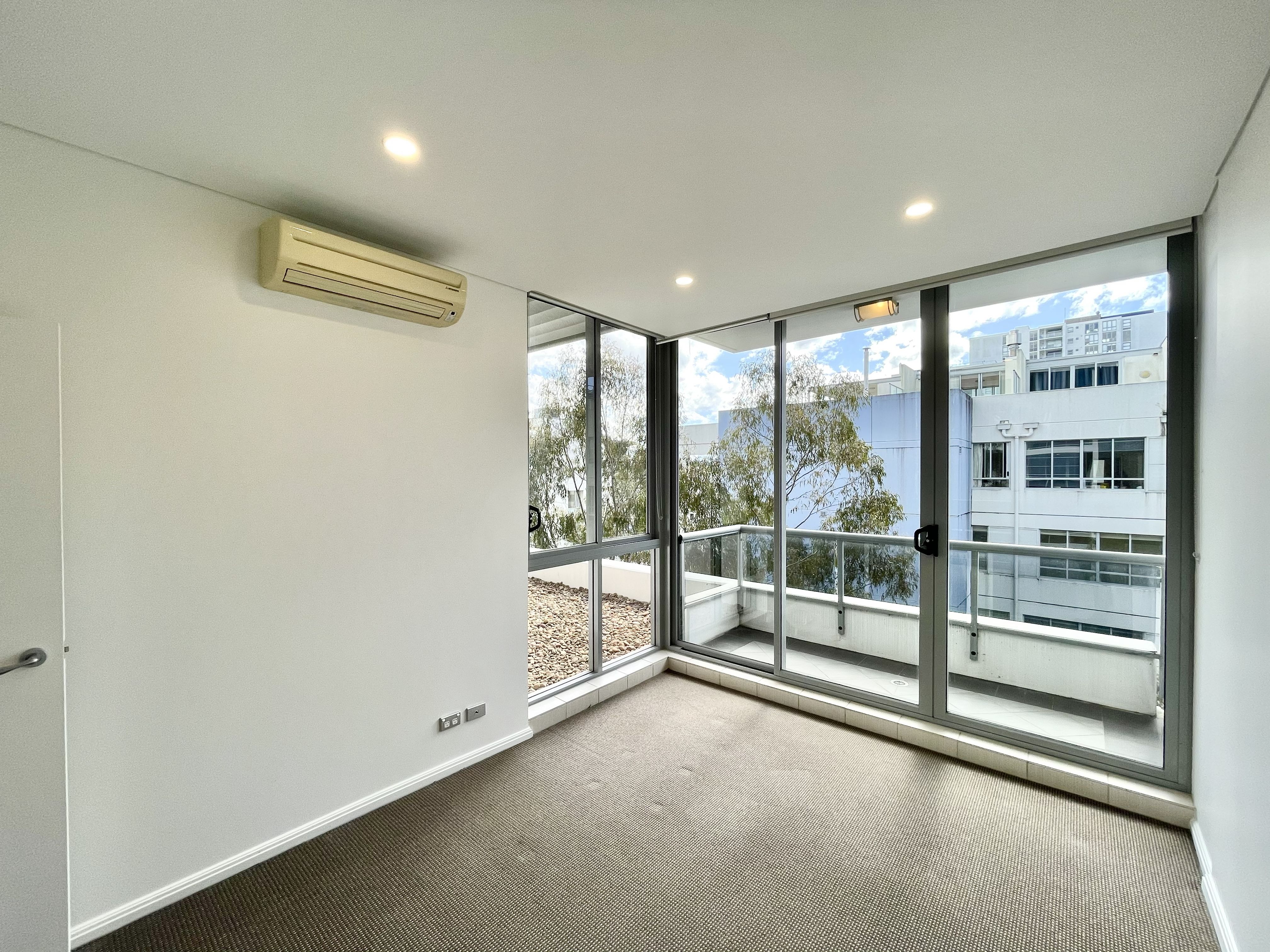 918 / 6 Marquet Street - Lightbox View 6