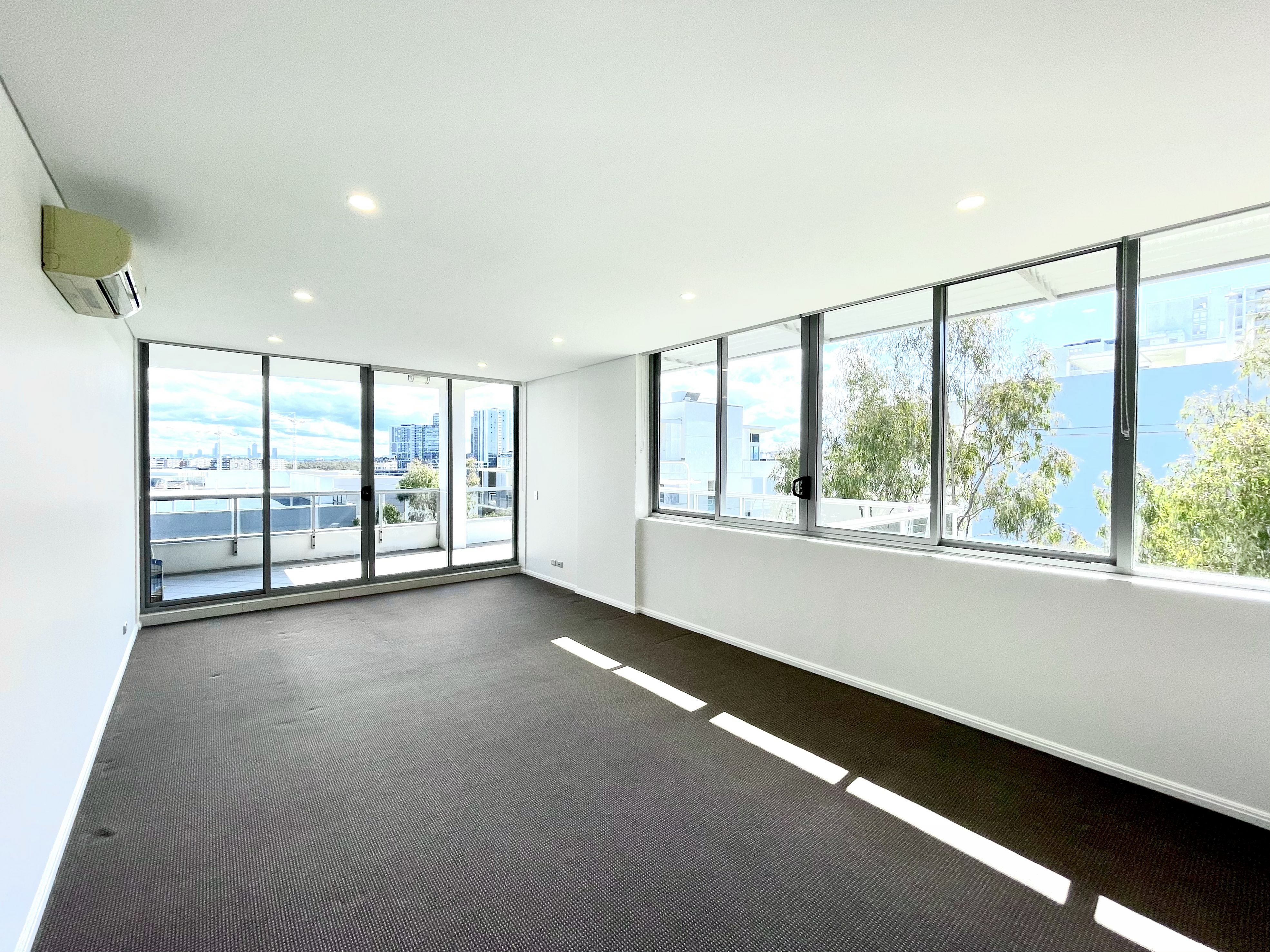 918 / 6 Marquet Street - Lightbox View 4