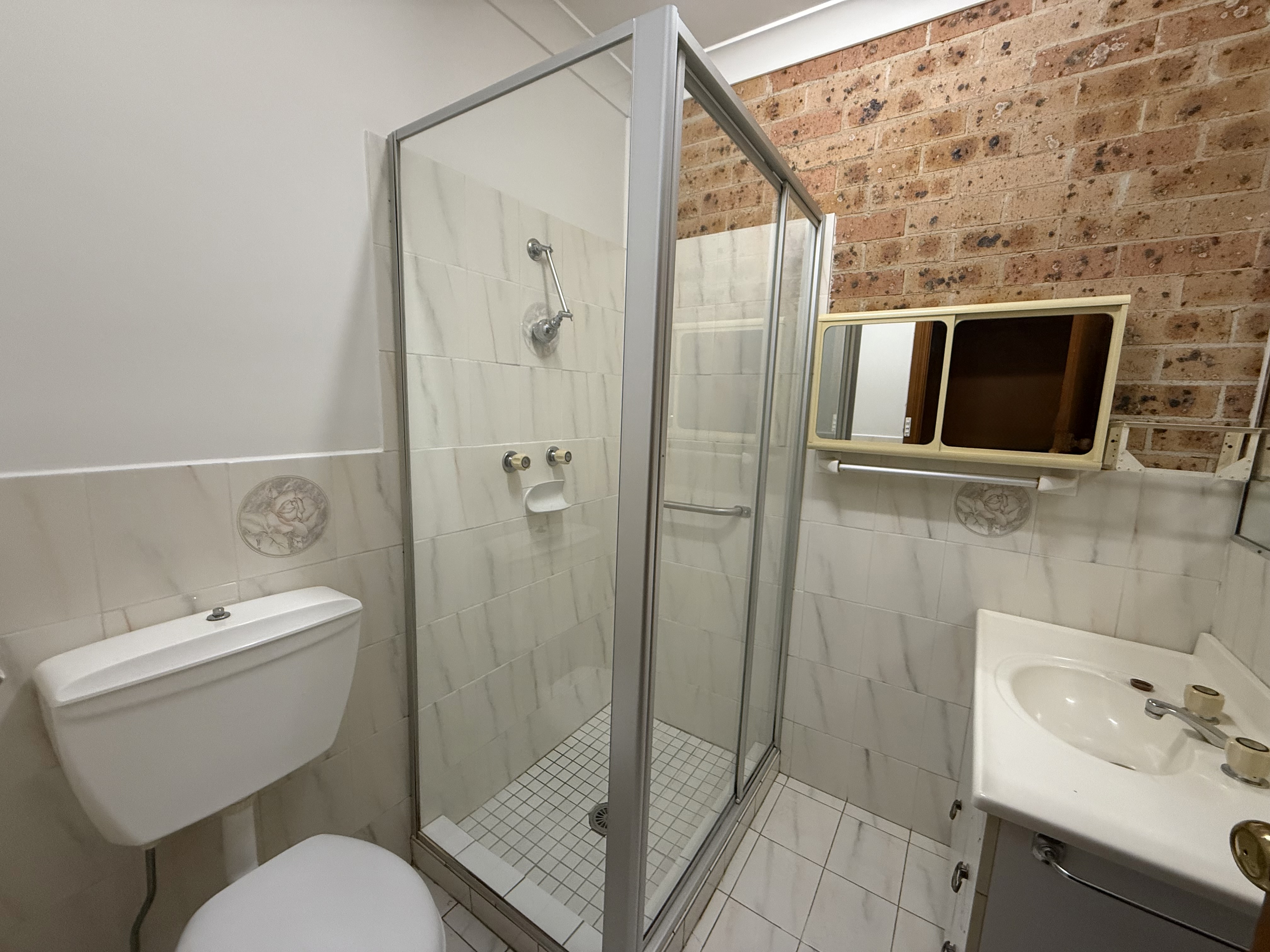 3 / 11 Mountview Avenue, Beverly Hills