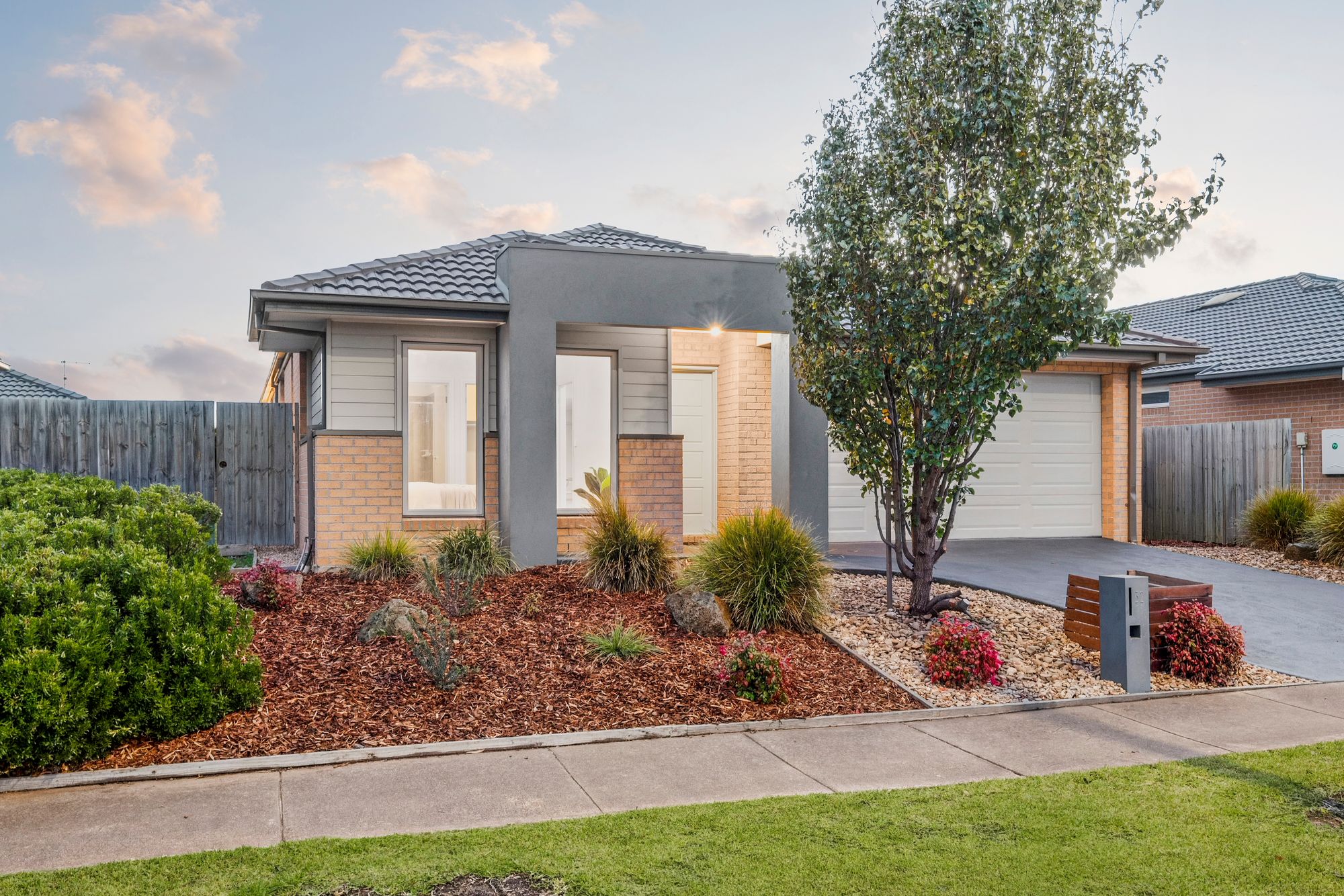 Listing image for 32 Delta Drive, ARMSTRONG CREEK  VIC  3217
