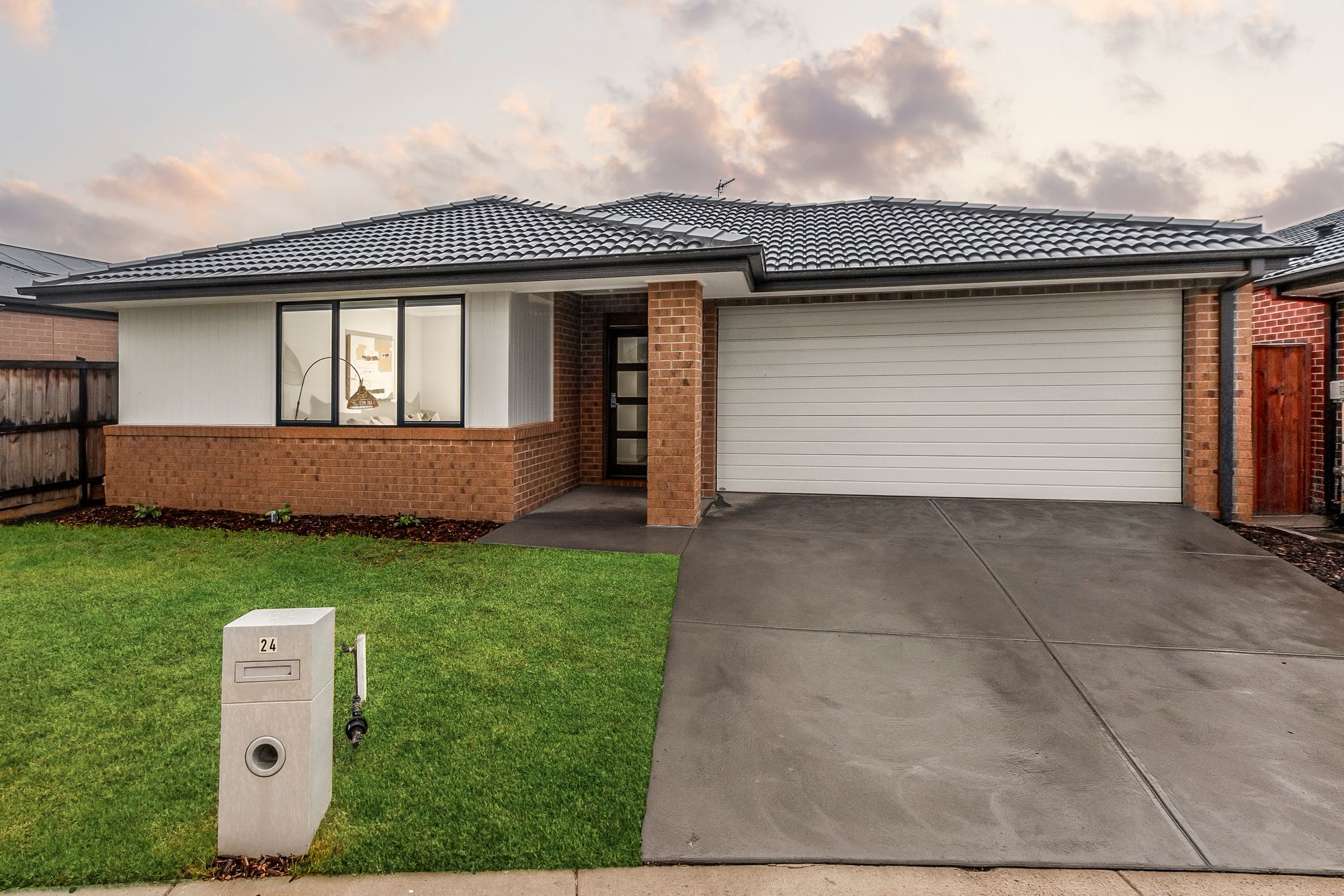 Listing image for 24 Yildiz Street, CHARLEMONT  VIC  3217