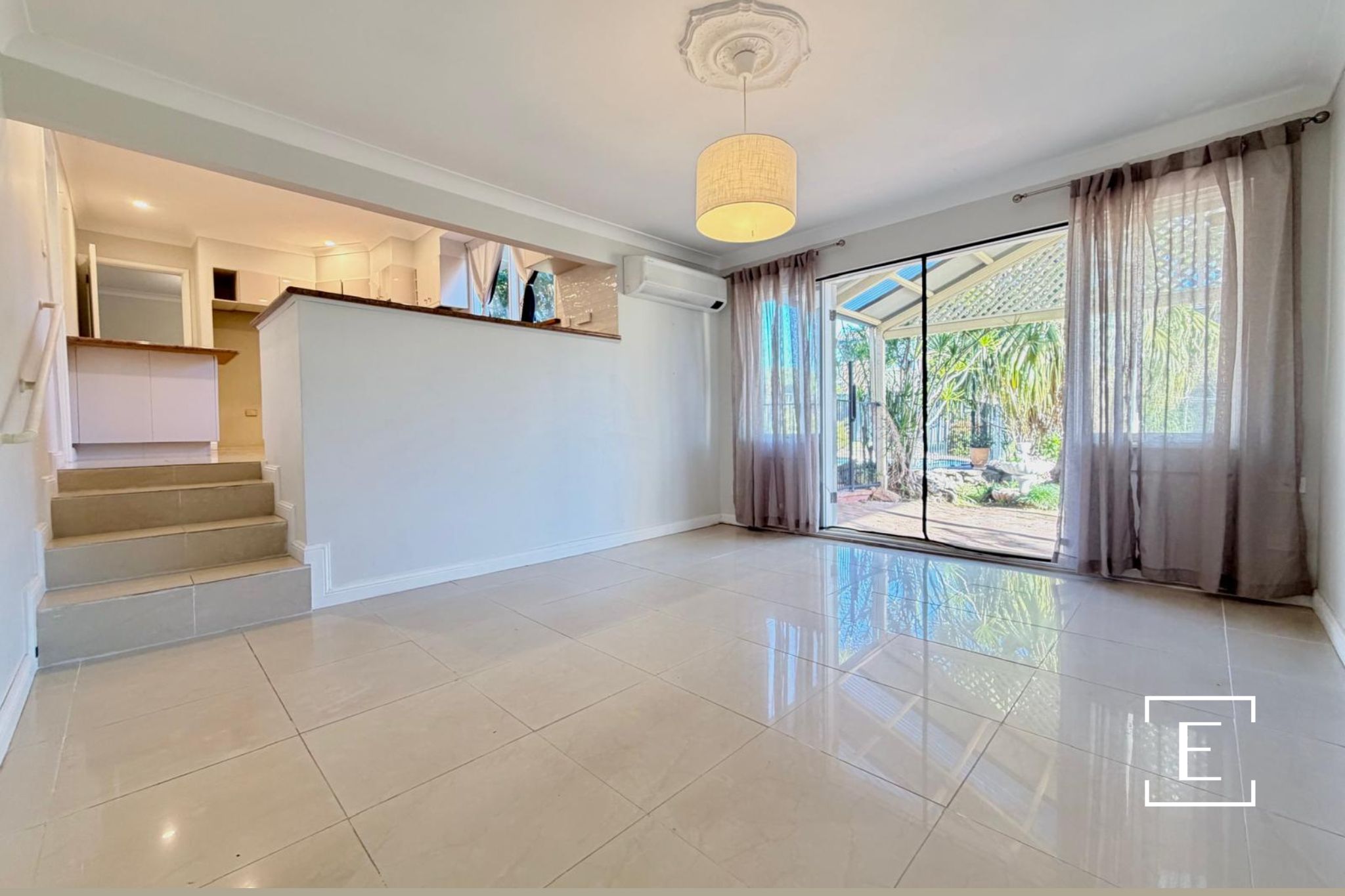 175 Caroline Chisholm Drive, Winston Hills