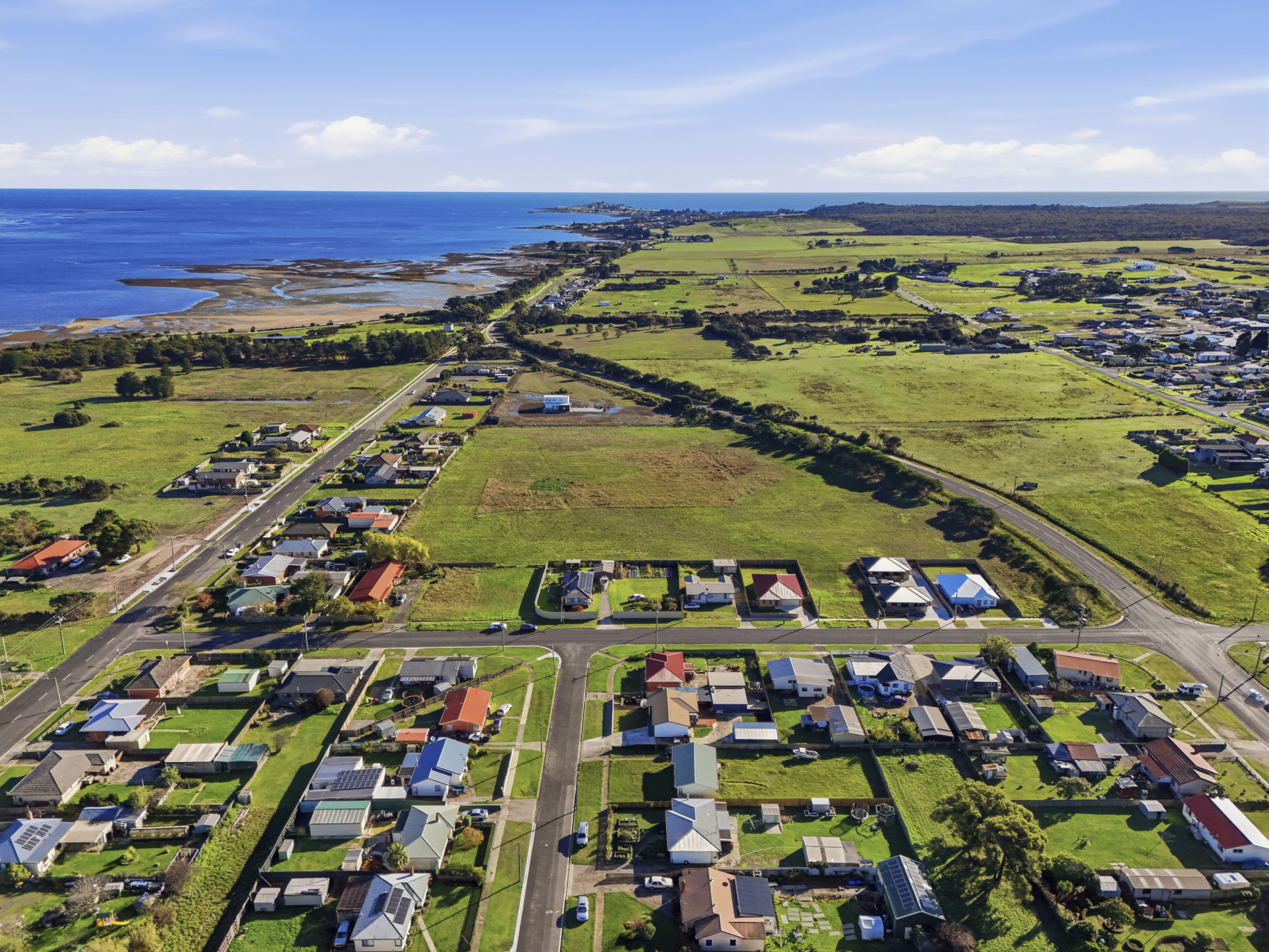 Lot 1 & 100, Anne and Davies Street, George Town