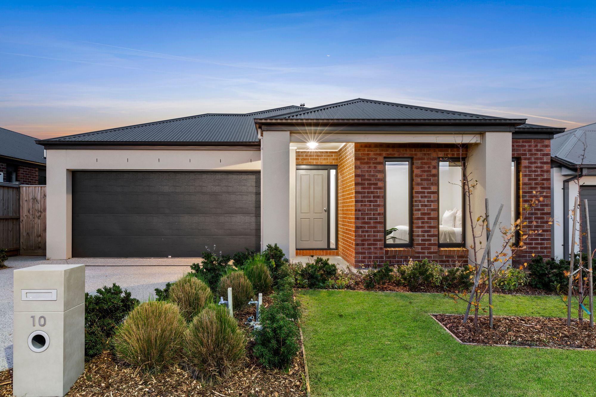 10 Jindabyne Street,ARMSTRONG CREEK, Armstrong Creek - Image 1