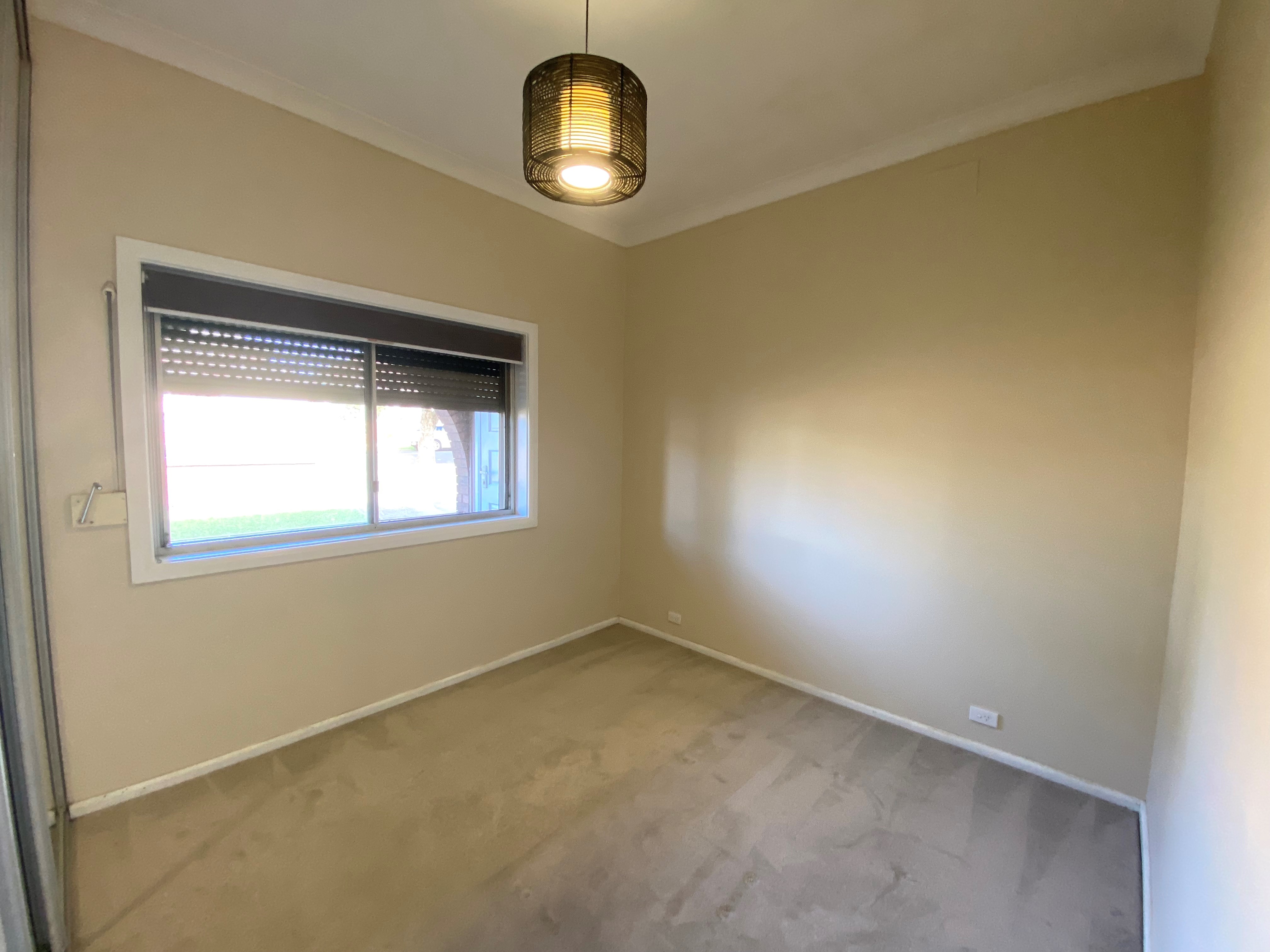 98 Remly Street, Roselands