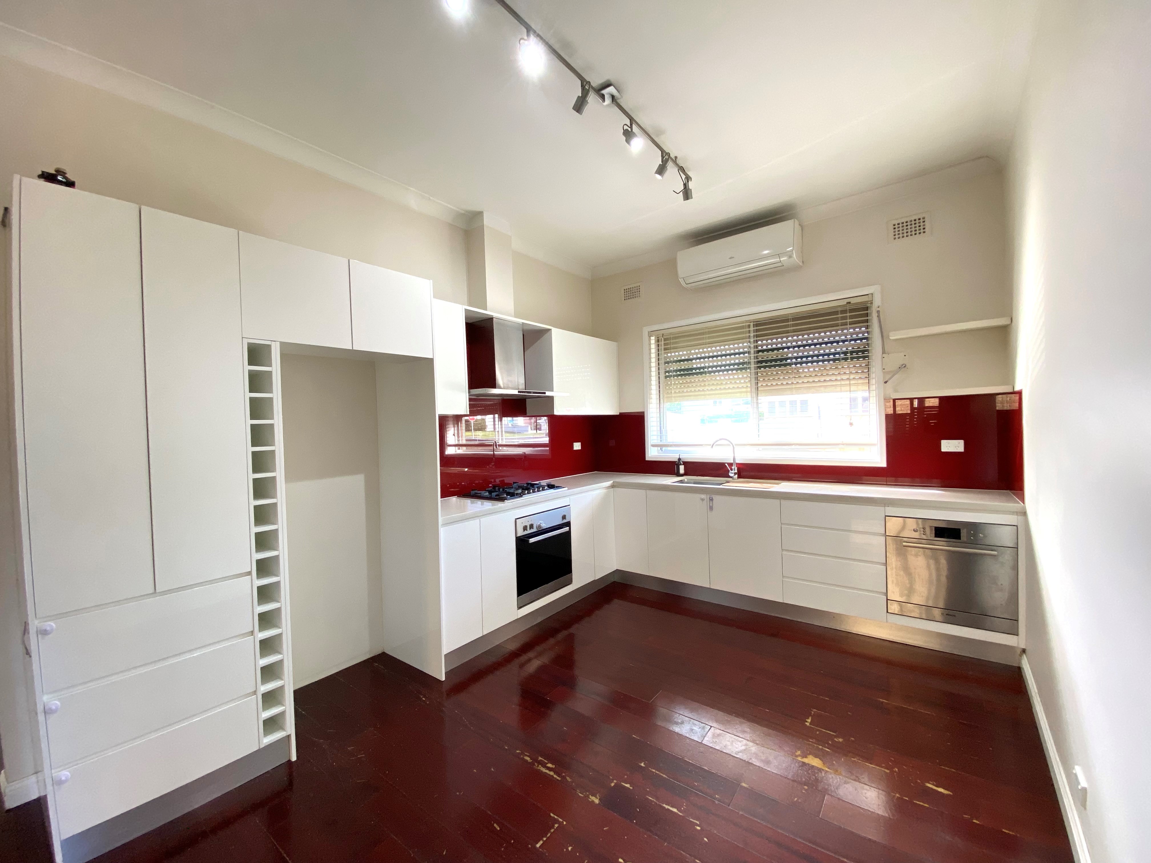 98 Remly Street, Roselands