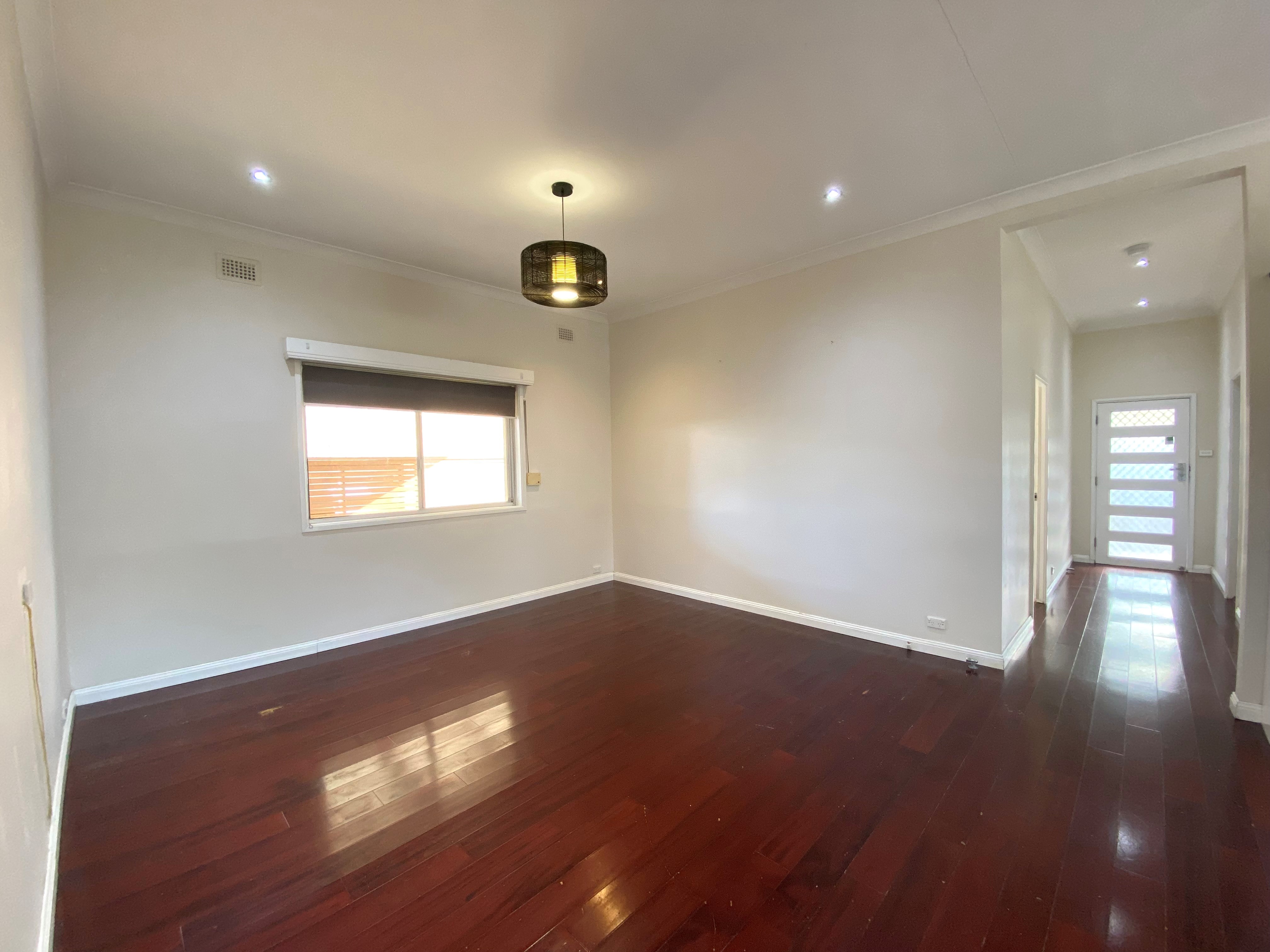 98 Remly Street, Roselands