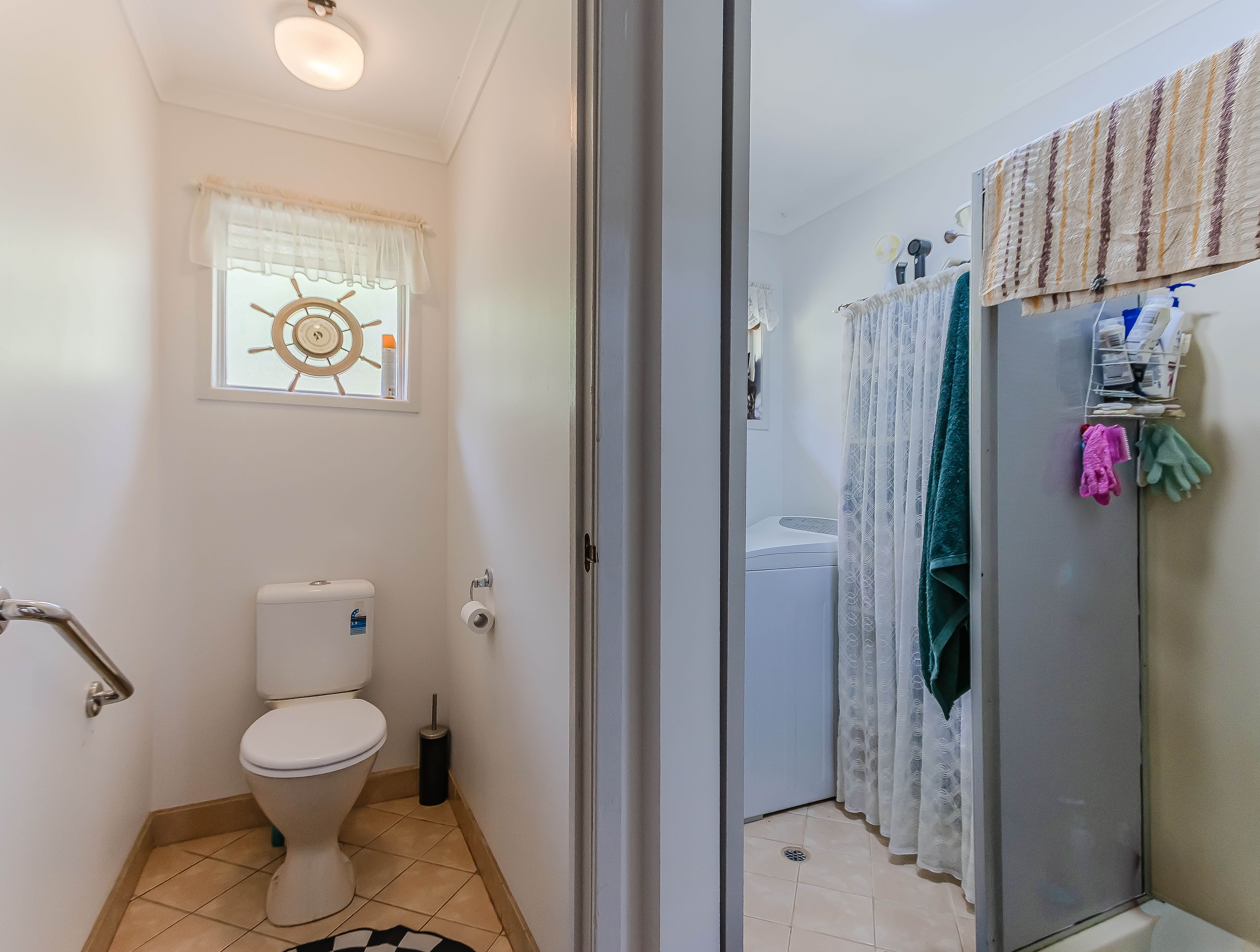 115 / 265 MARTIN ROAD, Larnook