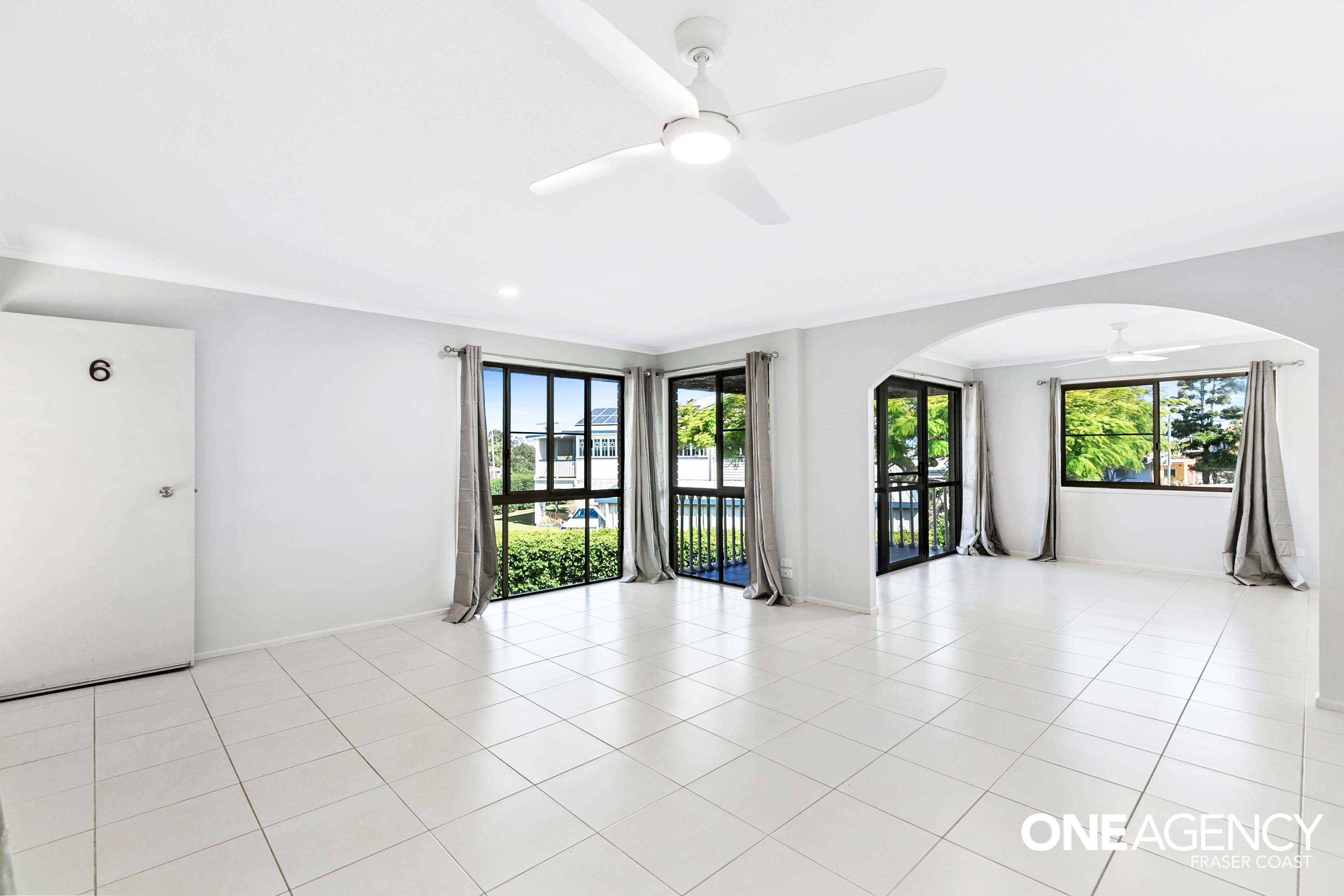6 / 6 Dayman Street, Urangan