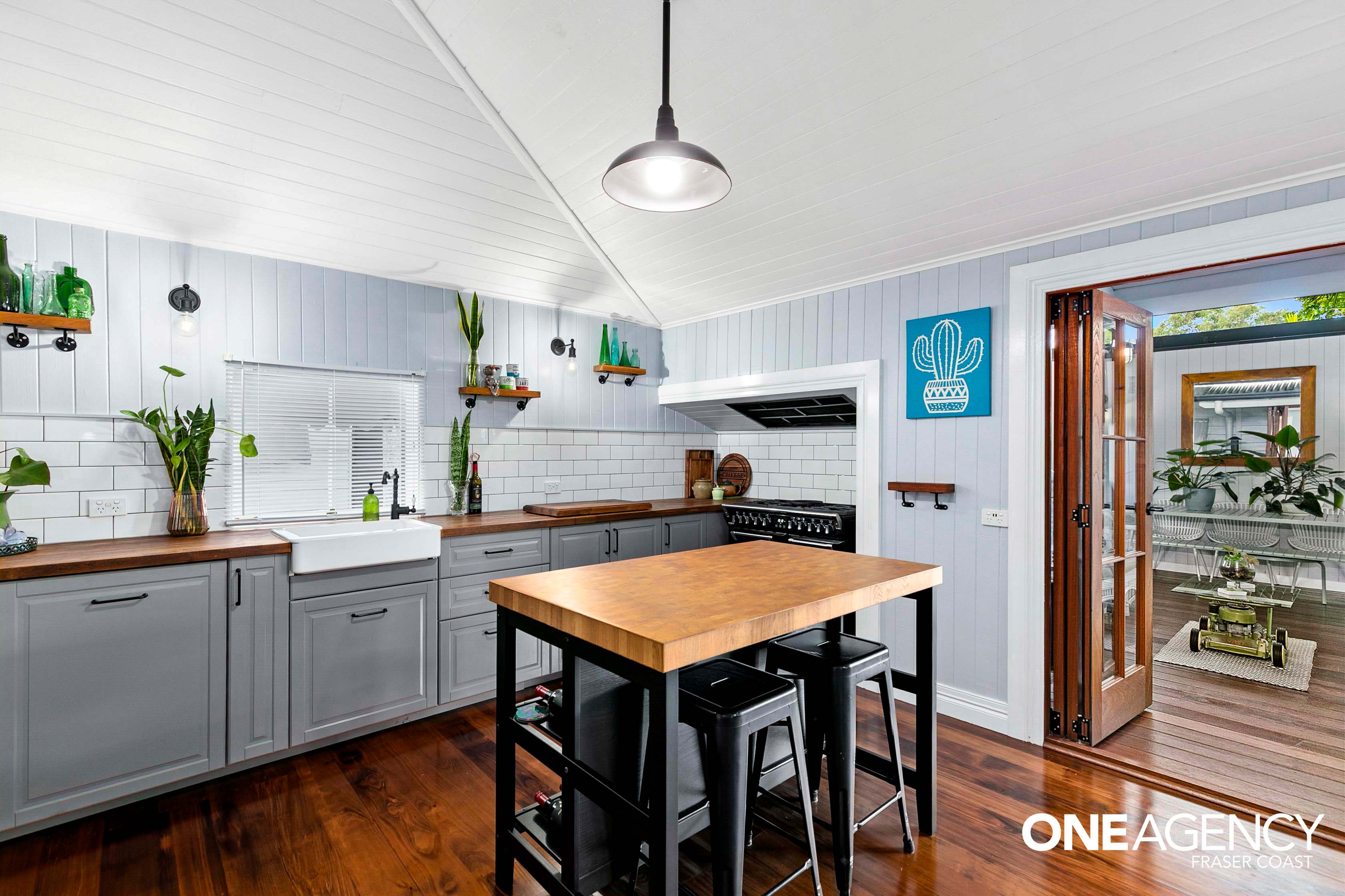 52 Pulgul Street, Urangan