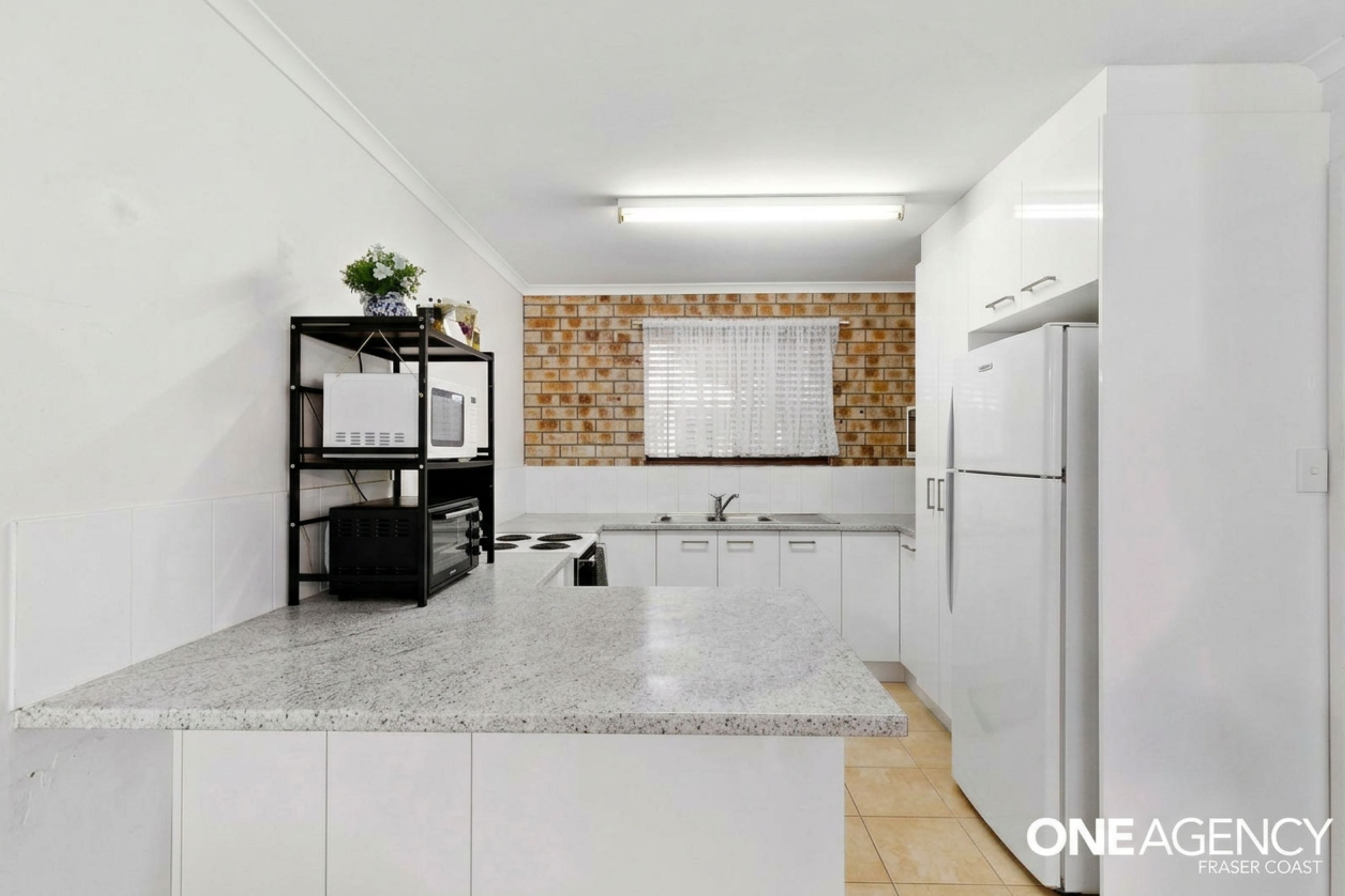 3 / 1 King Street, Urangan