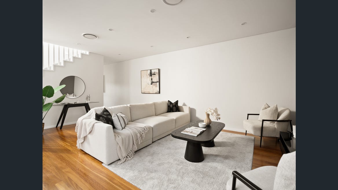 8a Broughton Street - Main View 2