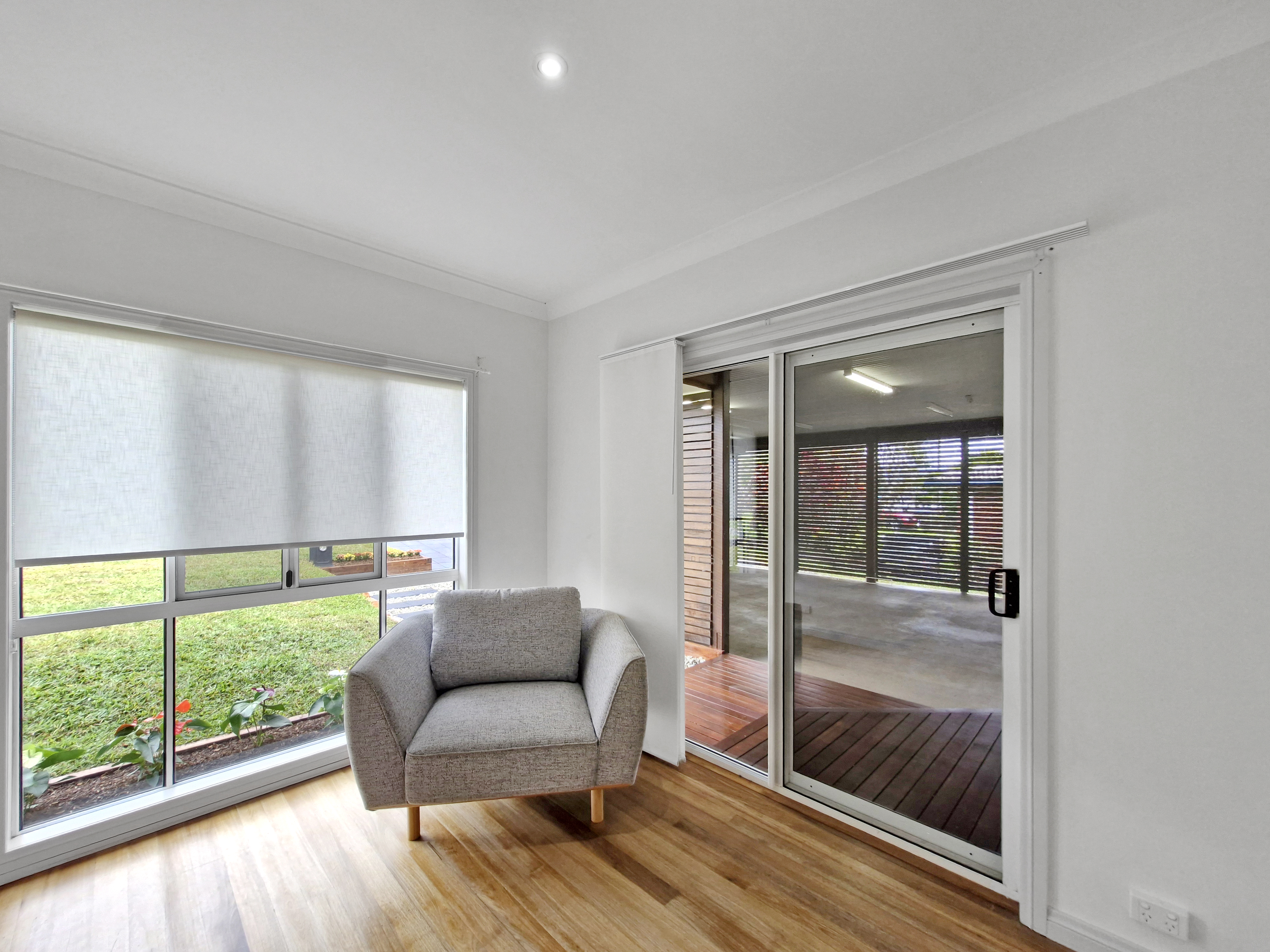 24 Crouch Avenue, Atherton