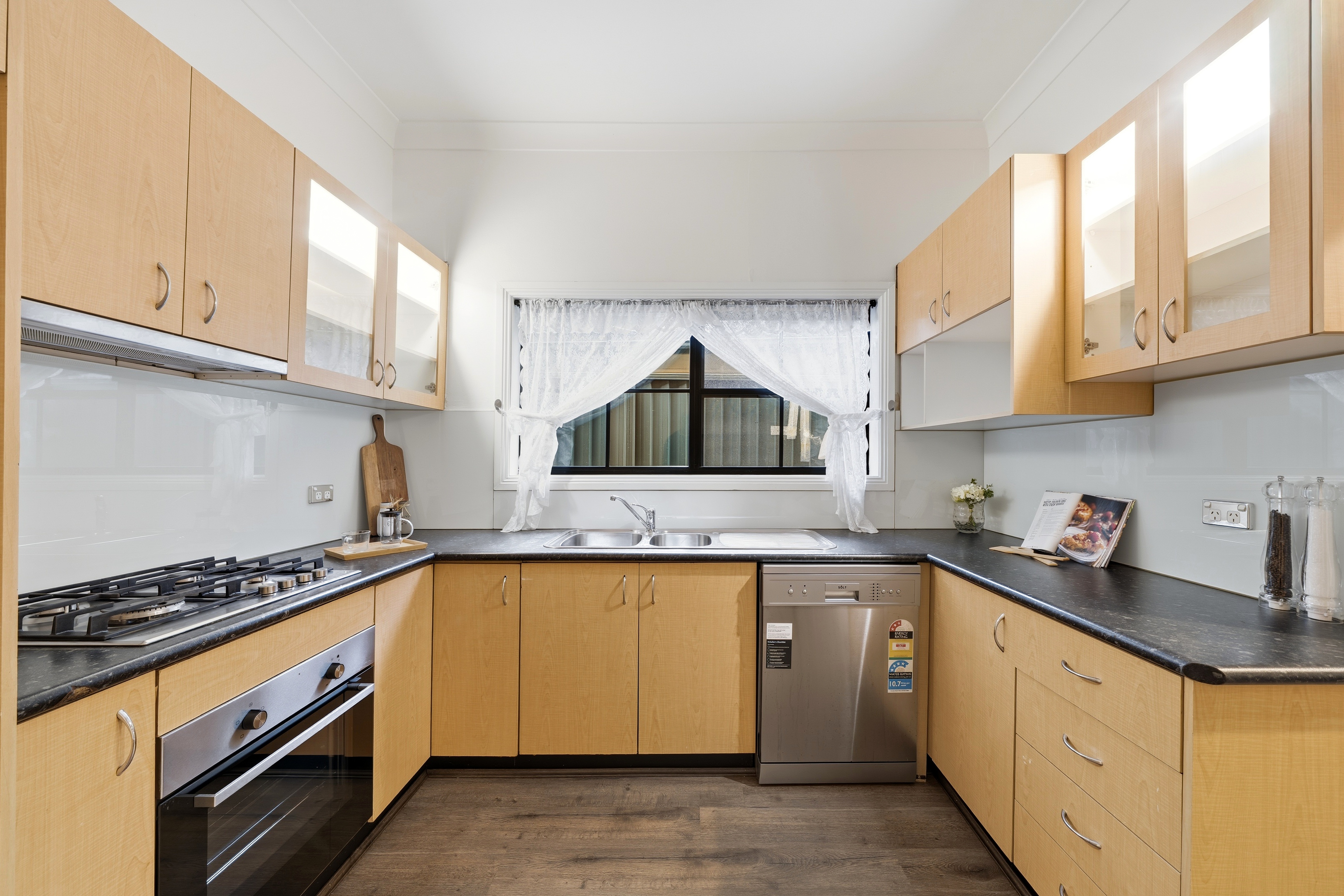 13 Short Street, Enmore