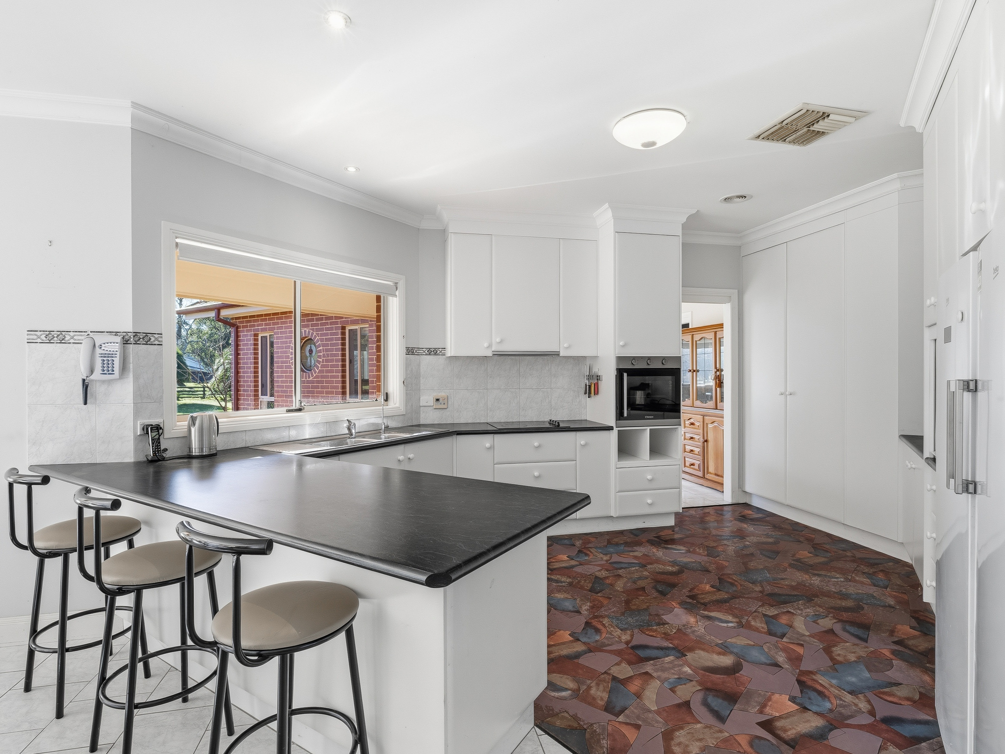 19 Huntingdale Place, Waldara