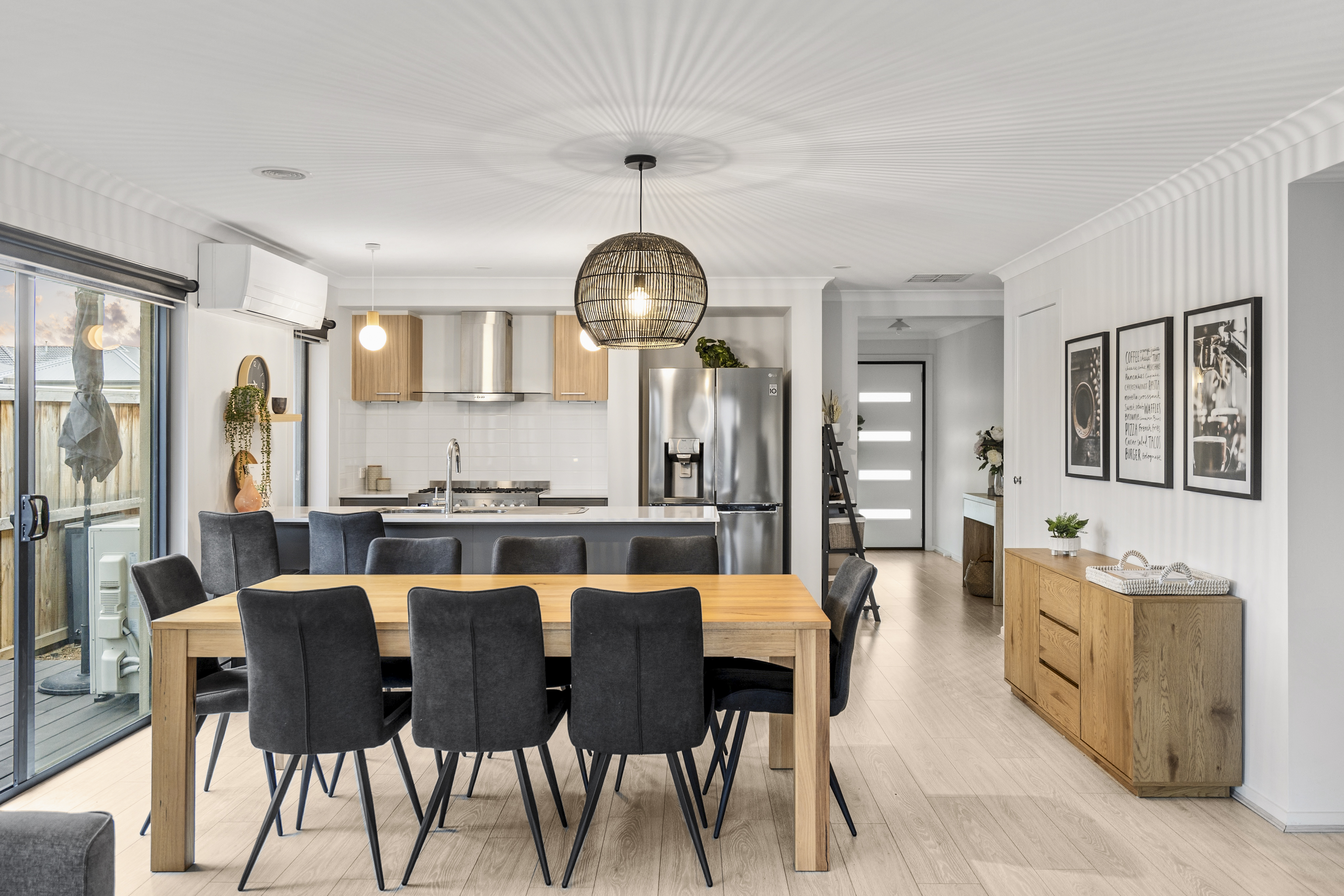 Listing image for 29 Currumbin Street, ARMSTRONG CREEK  VIC  3217