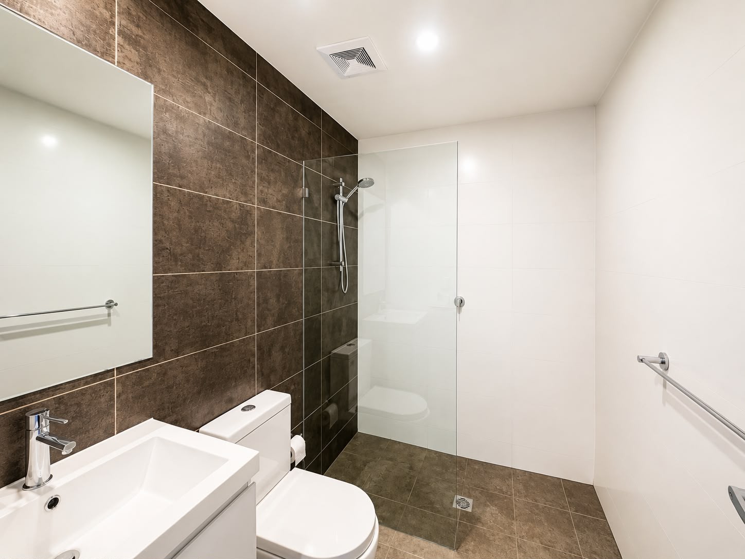 77 / 1 Cowan Road - Main View 6