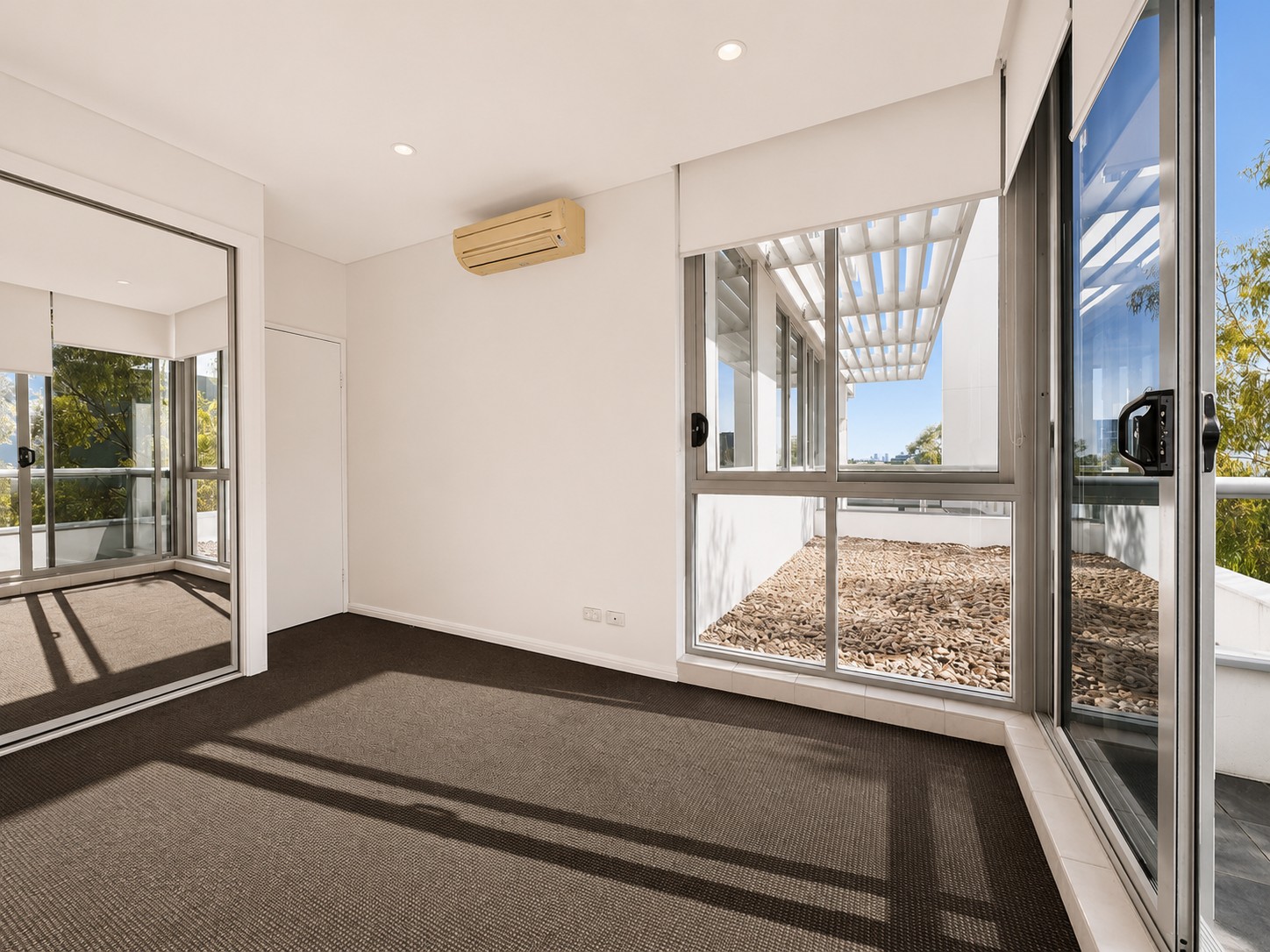 918 / 6 Marquet Street - Main View 16