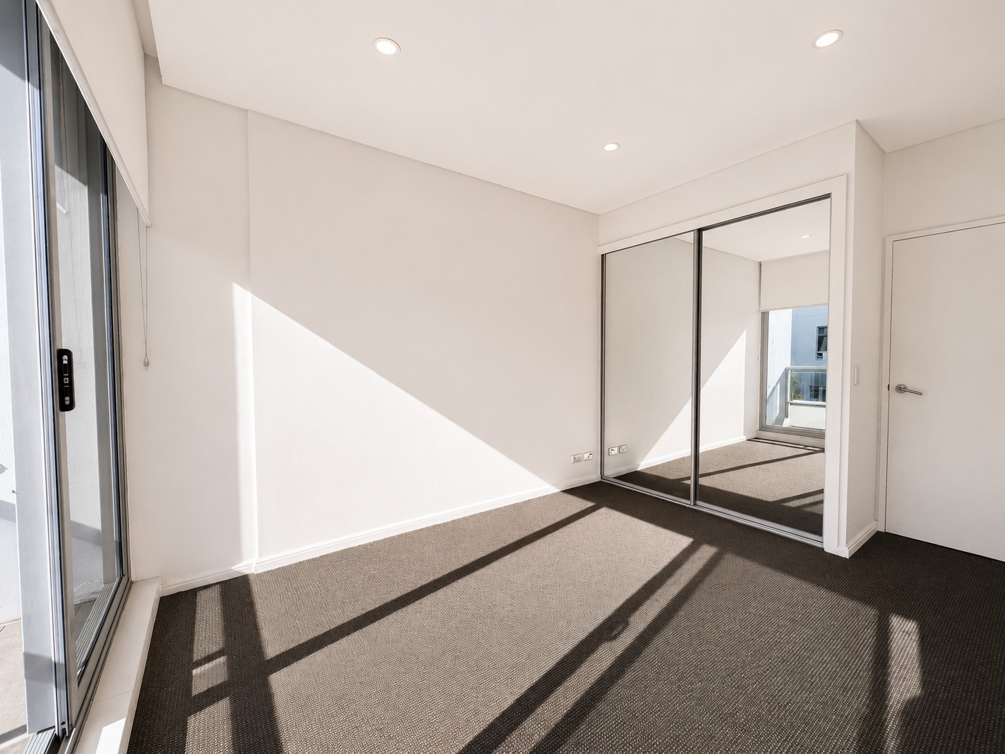 918 / 6 Marquet Street - Lightbox View 3