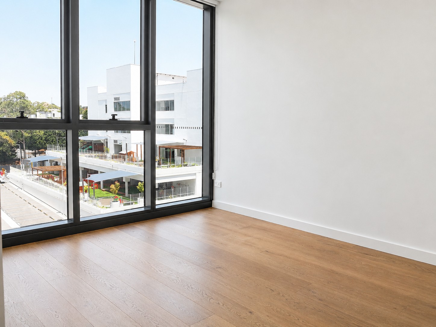 611 c / 101 Waterloo Road - Main View 1
