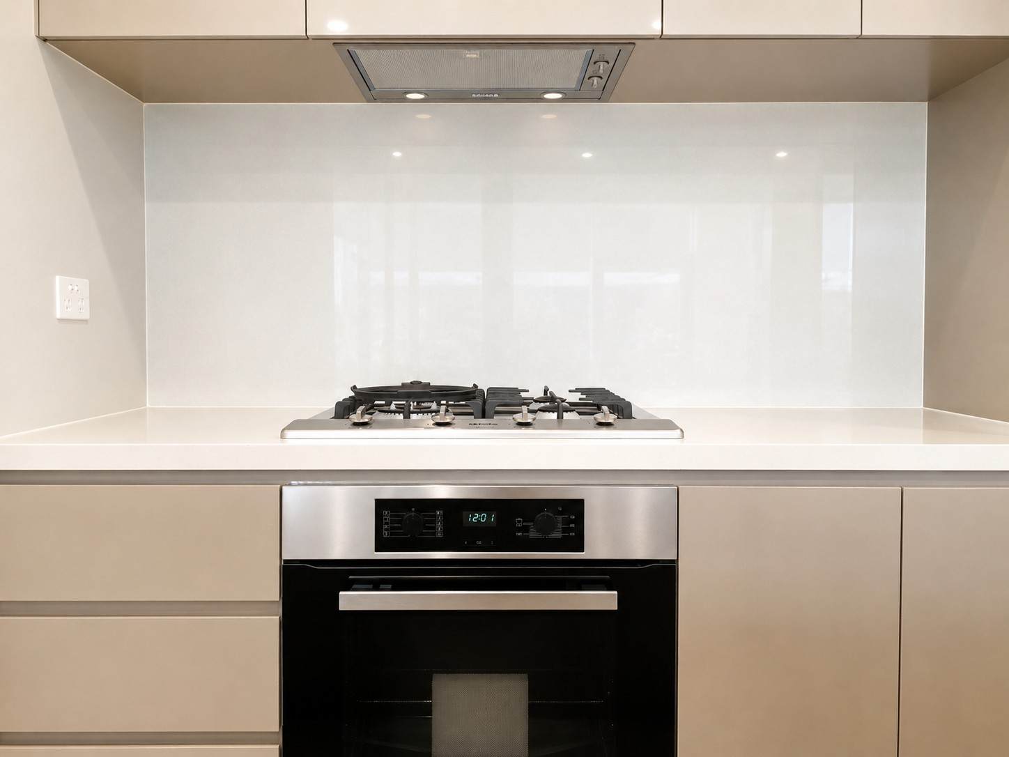 611 c / 101 Waterloo Road - Main View 3