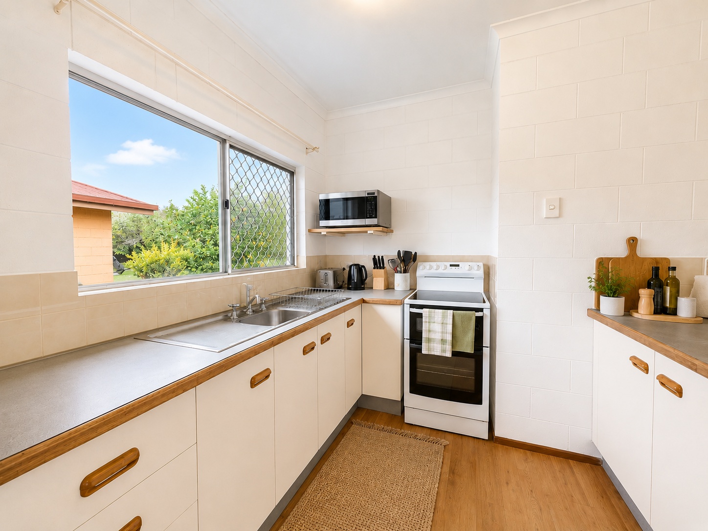 3 / 39 Tower Avenue, Atherton
