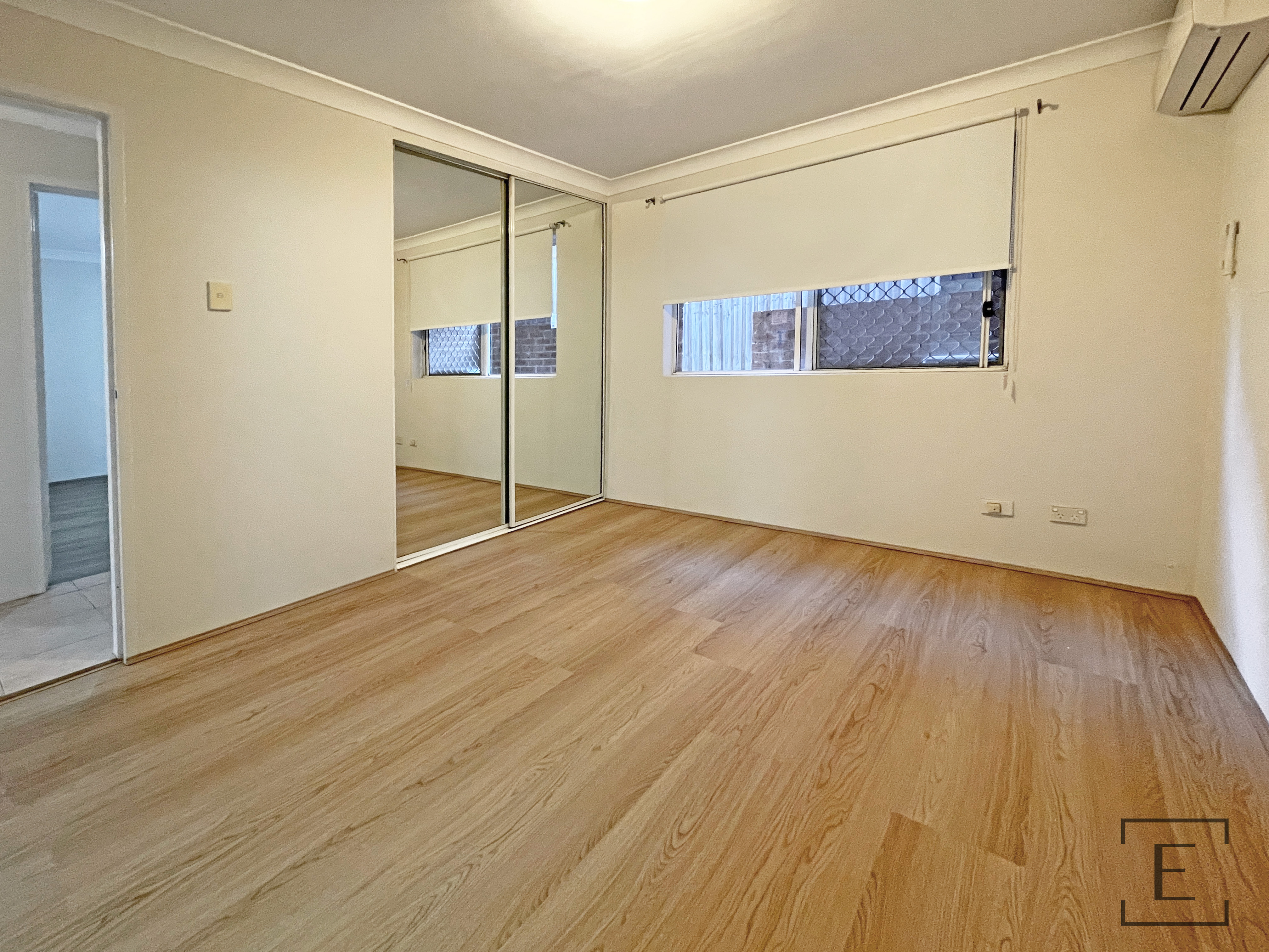 2 / 9 Hampstead Road, Homebush West