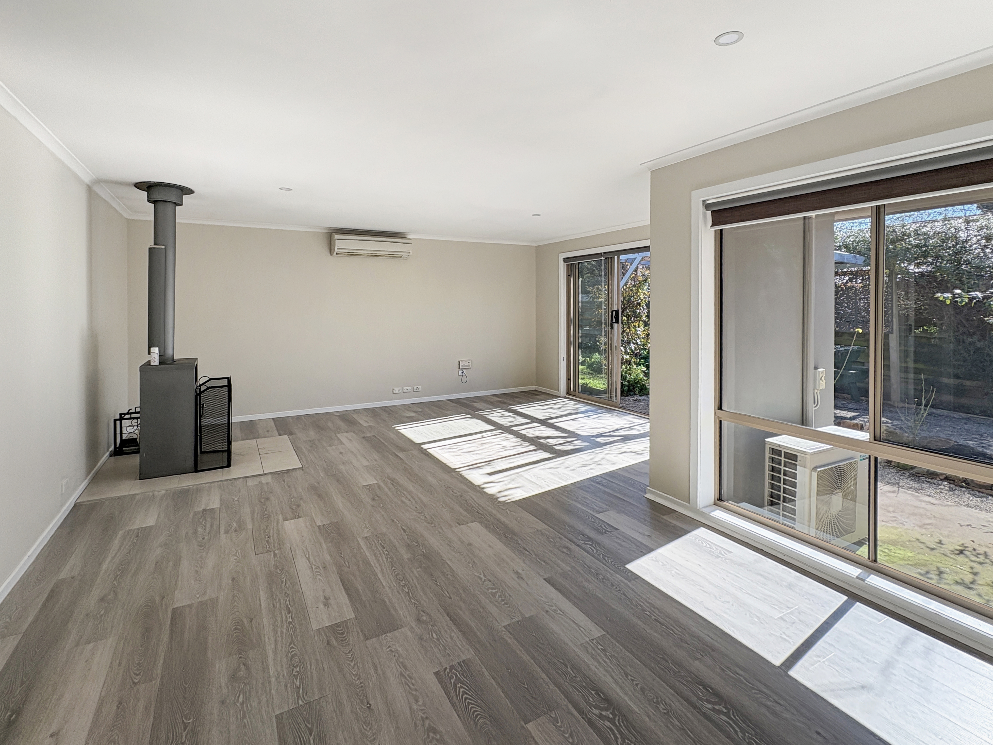 3 Links Road, Mansfield