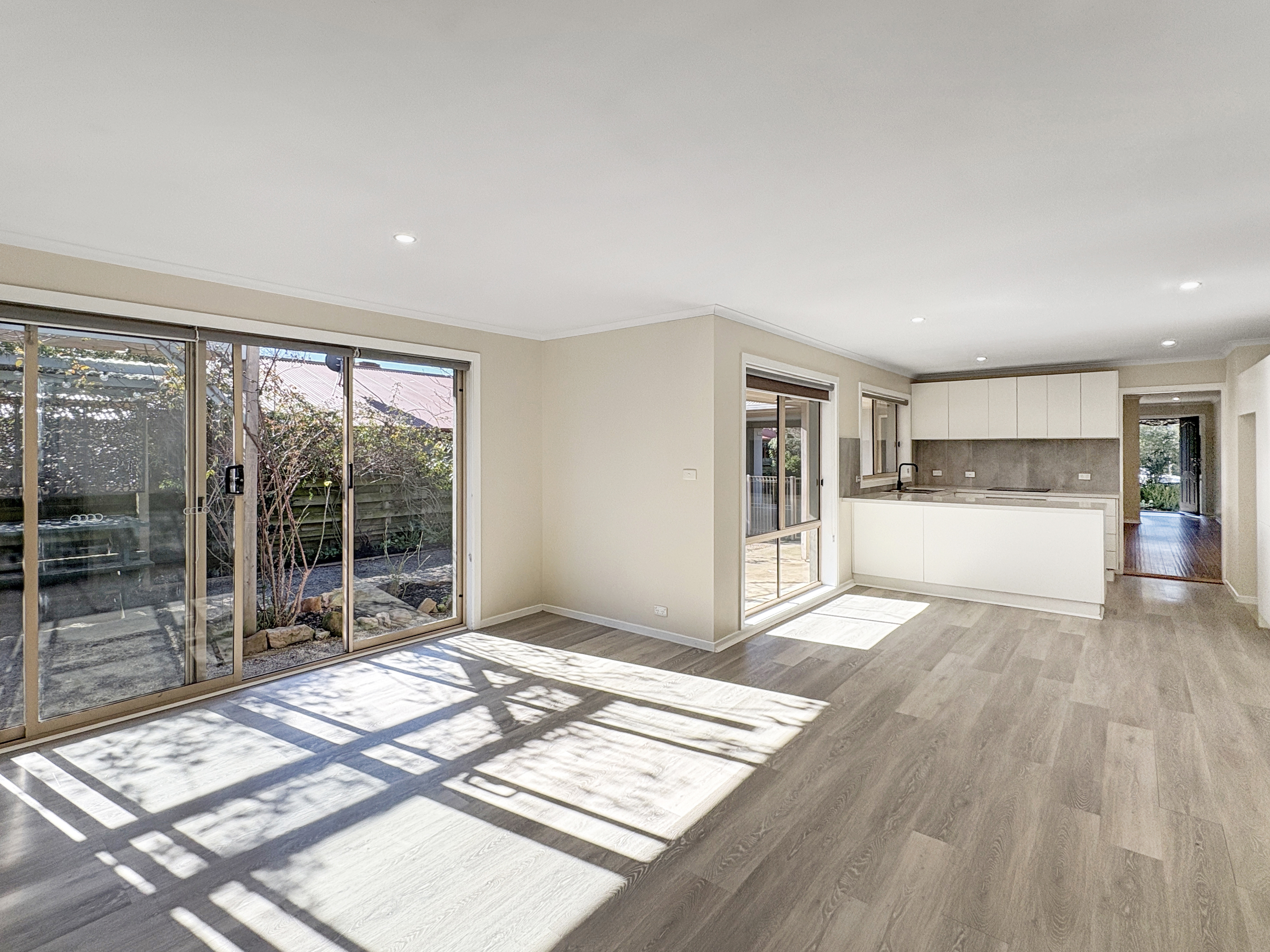 3 Links Road, Mansfield