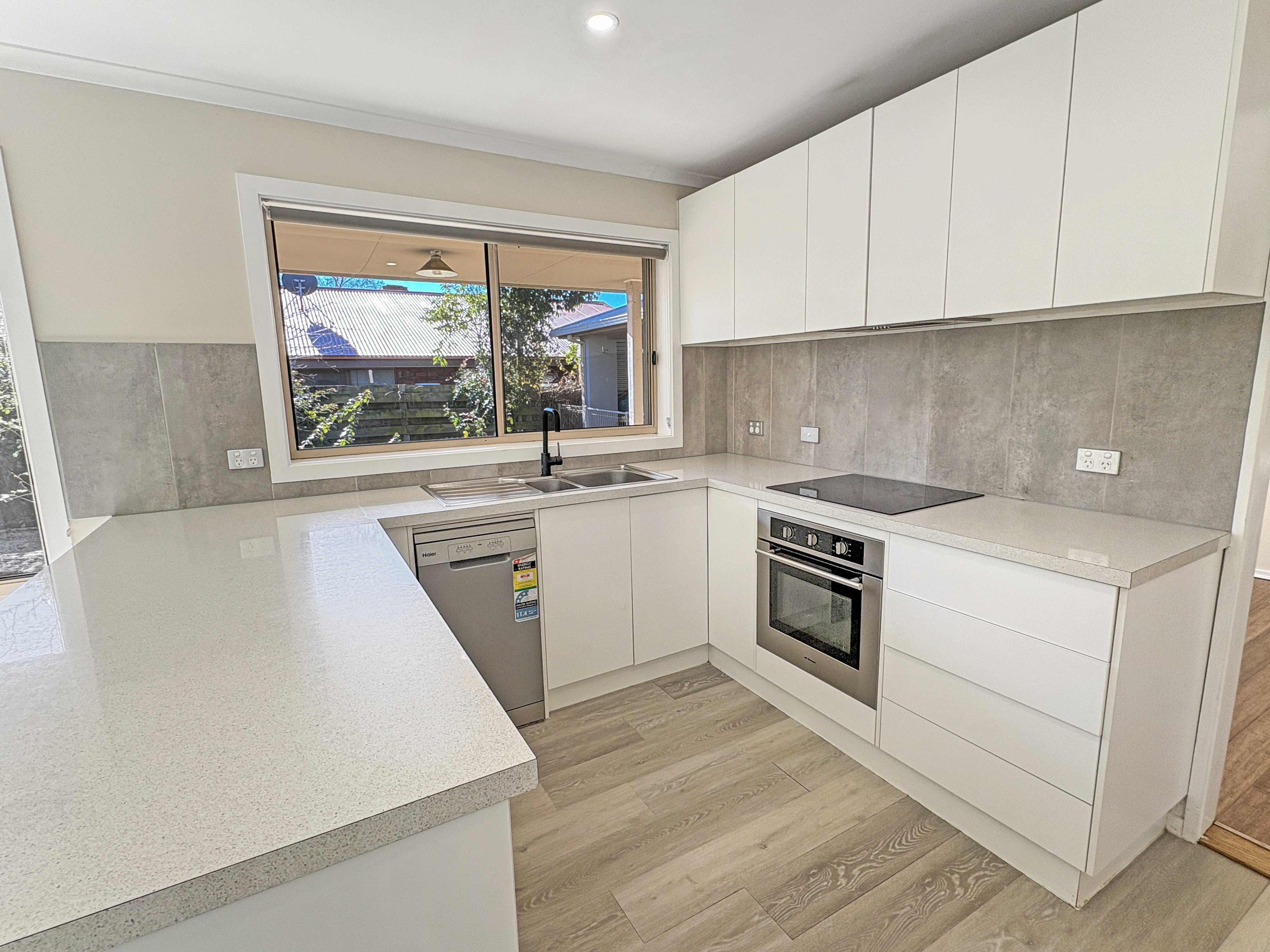 3 Links Road, Mansfield