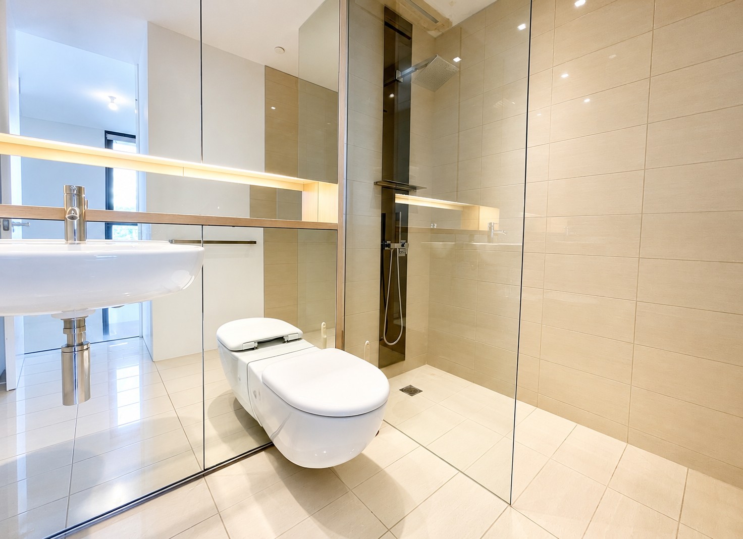 2609 / 3 Carlton Street - Lightbox View 8