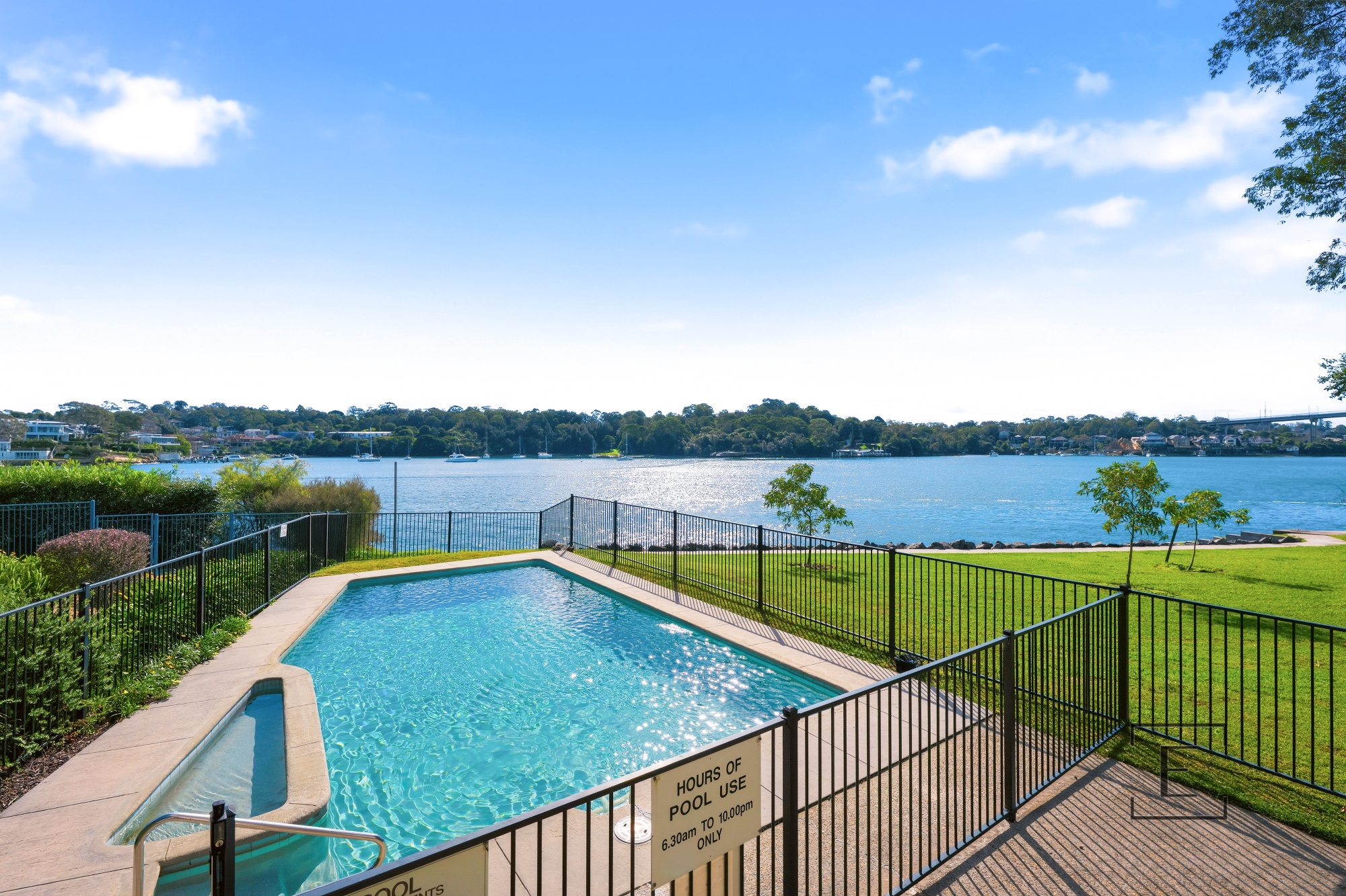 7 / 13 Bortfield Drive, Chiswick