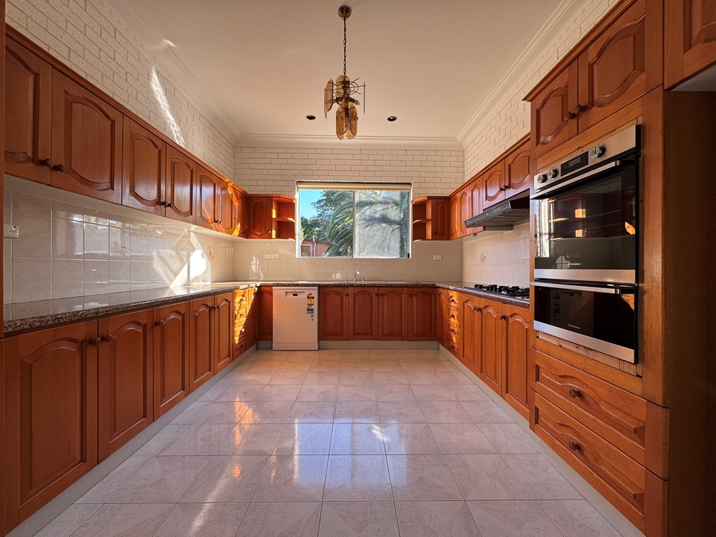 59 Correys Avenue, Concord