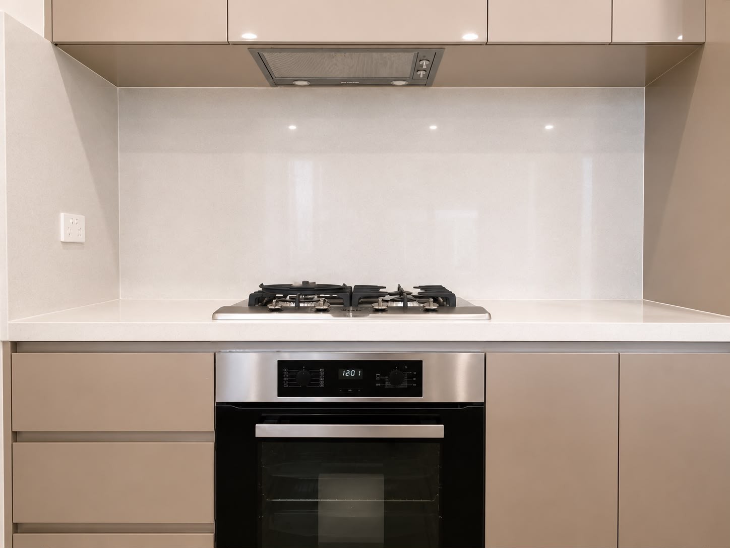 611 c / 101 Waterloo Road - Lightbox View 3