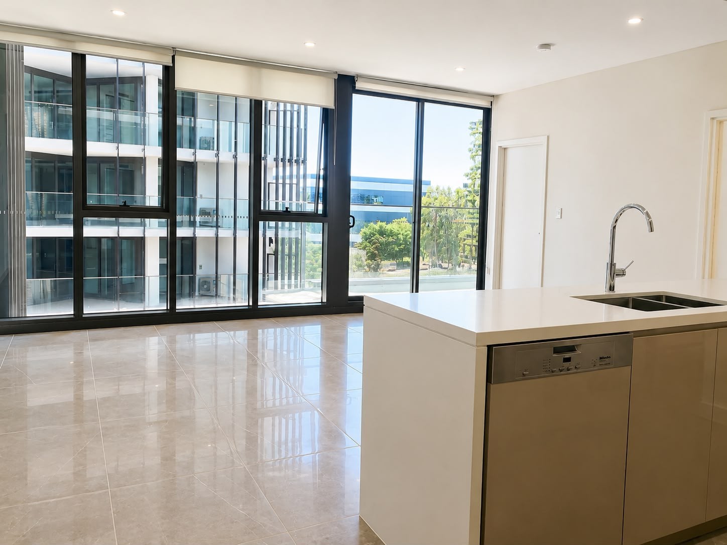 611 c / 101 Waterloo Road - Lightbox View 1