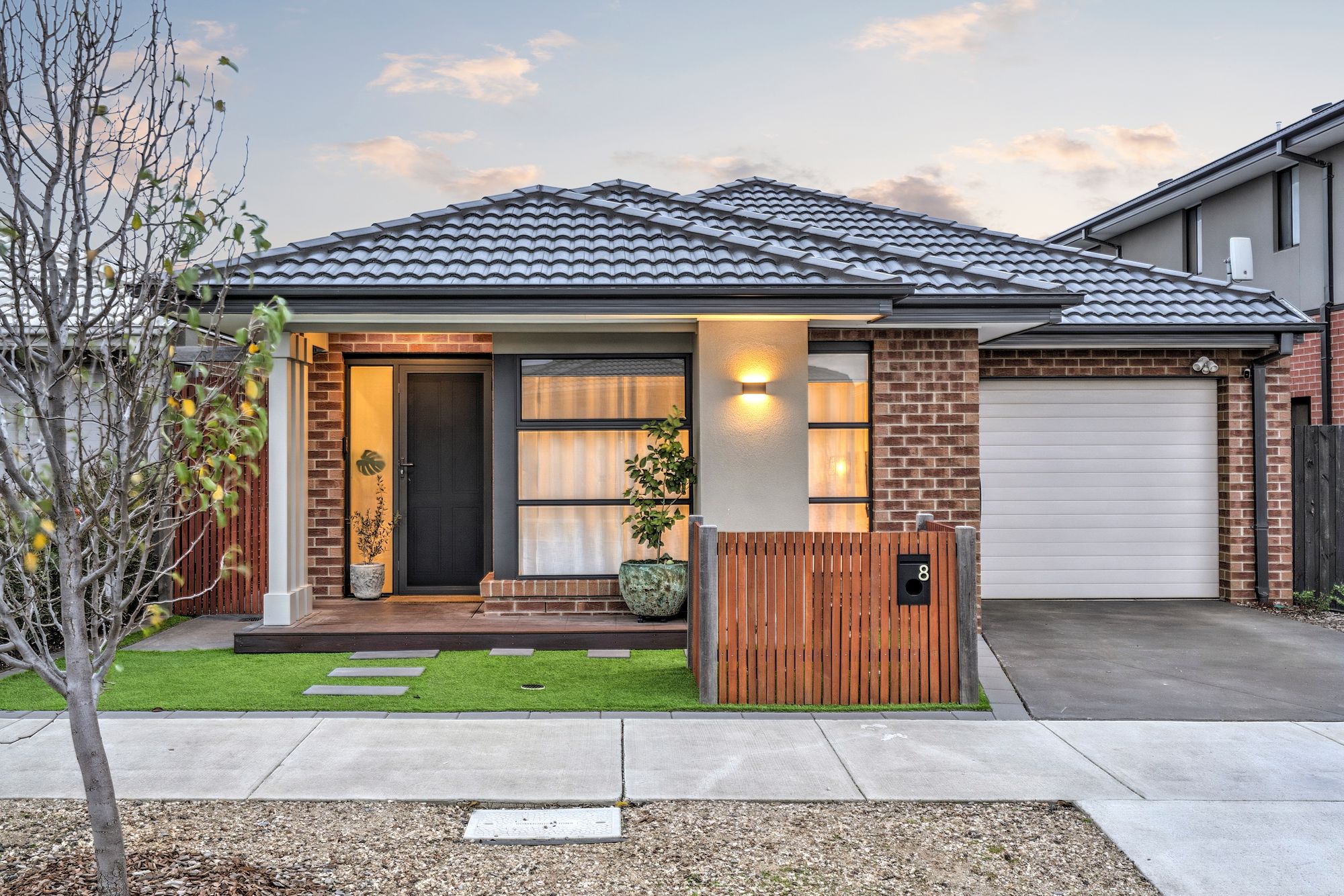 Listing image for 8 Swansea Way, ARMSTRONG CREEK  VIC  3217