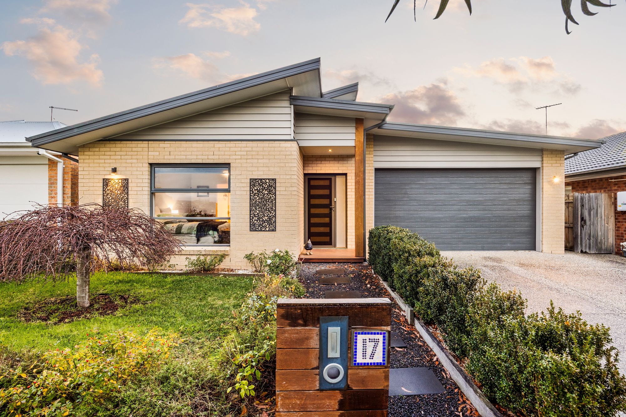 Listing image for 17 Glide Way, ARMSTRONG CREEK  VIC  3217
