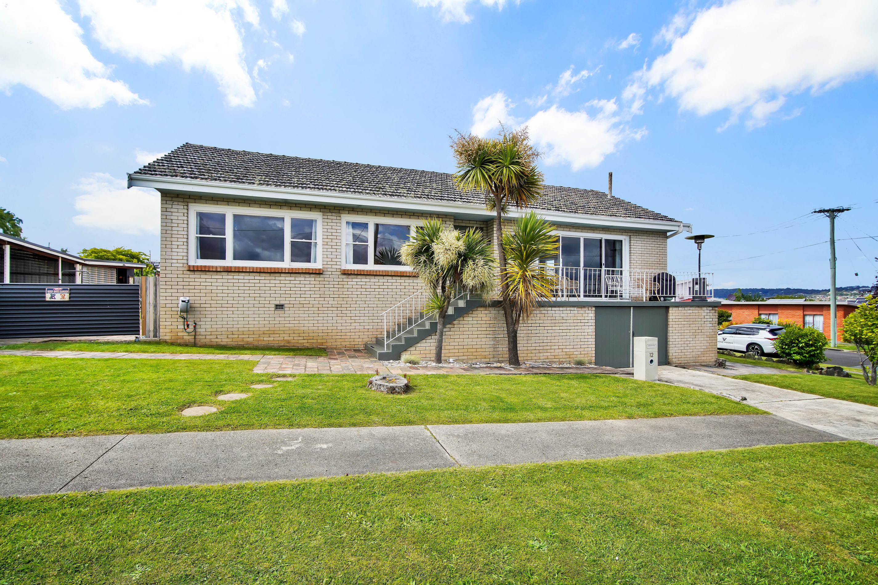 12 Helenwood Grove, Newnham