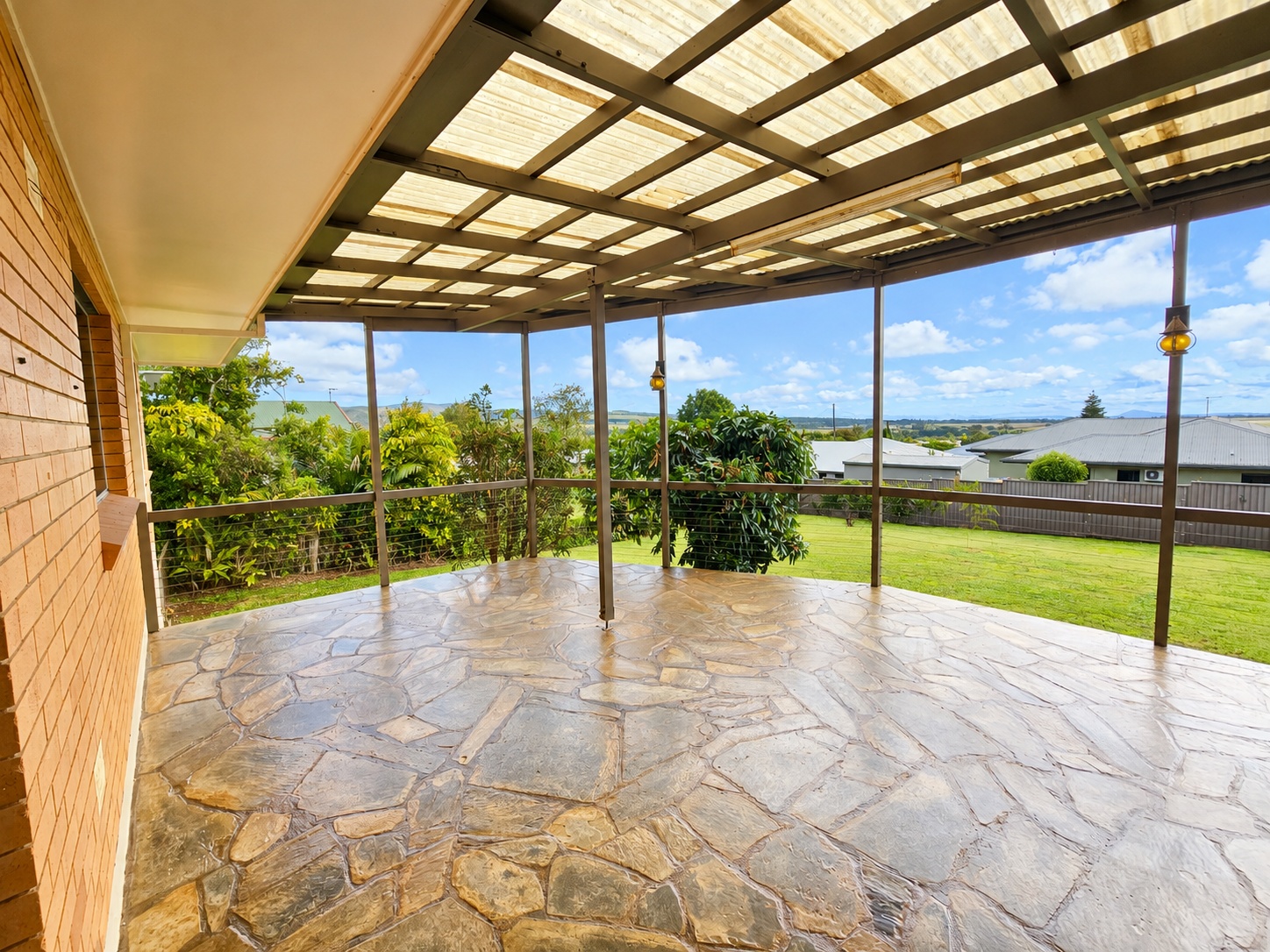 10-12 Crouch Avenue, Atherton
